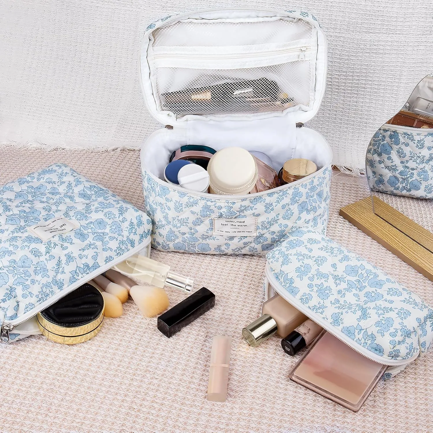 3PC Makeup Bag Set, Quilted Makeup Bag, Large Floral Cosmetic Bag for Women, Cute Cotton Makeup Bags, Flower Travel Toiletry Organizer Bag (Bear)