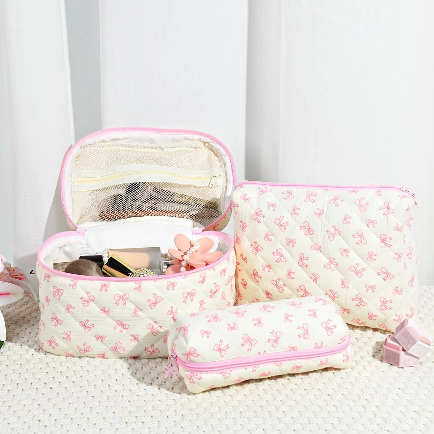 3PCS Makeup Bag Quilted Makeup Bags Set Cute Large Cosmetic Bag for Women Girls Coquette Aesthetic Toiletry Bag Travel Make Up Organizer Skincare Bag