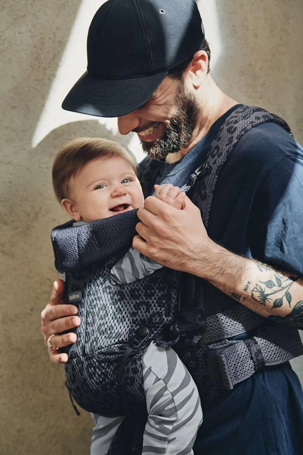 BabyBjörn Baby Carrier Free, 3D mesh, Anthracite/Leopard