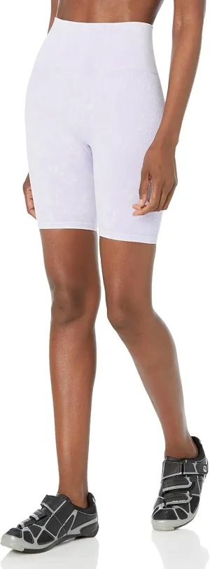 Champion Women's, Infinity Seamless, Comfortable Moisture-Wicking Bike Shorts, Classic Script, 7" Inseam, Urban Lilac, Medium