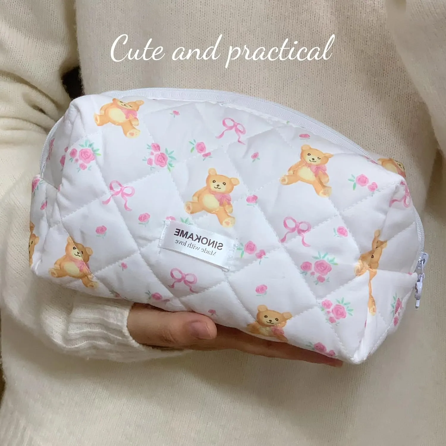 Cute Quilted Makeup Bag Pencil Pouch, Handmade Bow Floral Aesthetic Cosmetic Pencil Case Toiletry Brushes Organizer Bag for Women， Bear Core