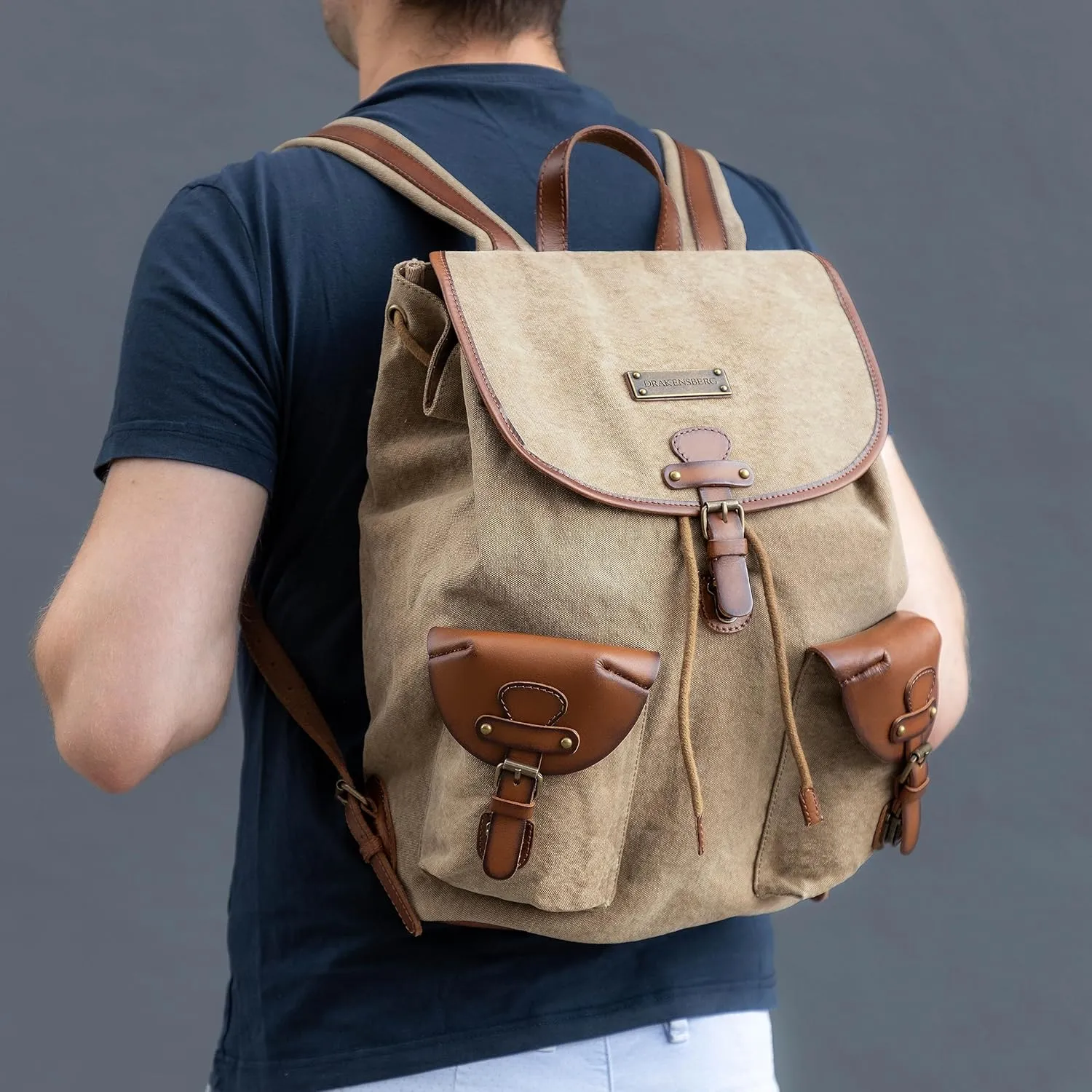 DRAKENSBERG Backpack 'Henrietta' - classy hiking and leisure daypack in retro vintage design, 13" laptop compartment, ladies, men, sustainably handmade, 20L, canvas, leather, khaki-beige, DR00107