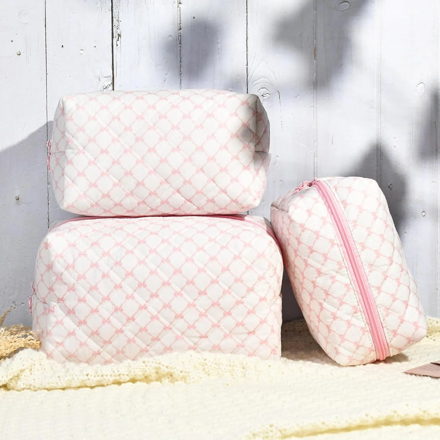 Floral Makeup Bag Large Quilted Cosmetic Bag Cute Makeup Pouch Coquette Makeup Bag Aesthetic Travel toiletry bag Organizer Cotton Makeup Brushes Storage Bag for Women (Bow & Chain -L)