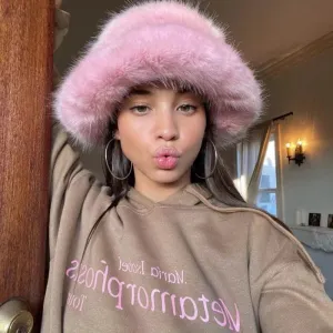 Fluffy Faux Fur Bucket Hats Women Rabbit Fur Warm Thick Plush Winter Hat Lady Fashion Luxury Panama Furry Fisherman Cap Y2k