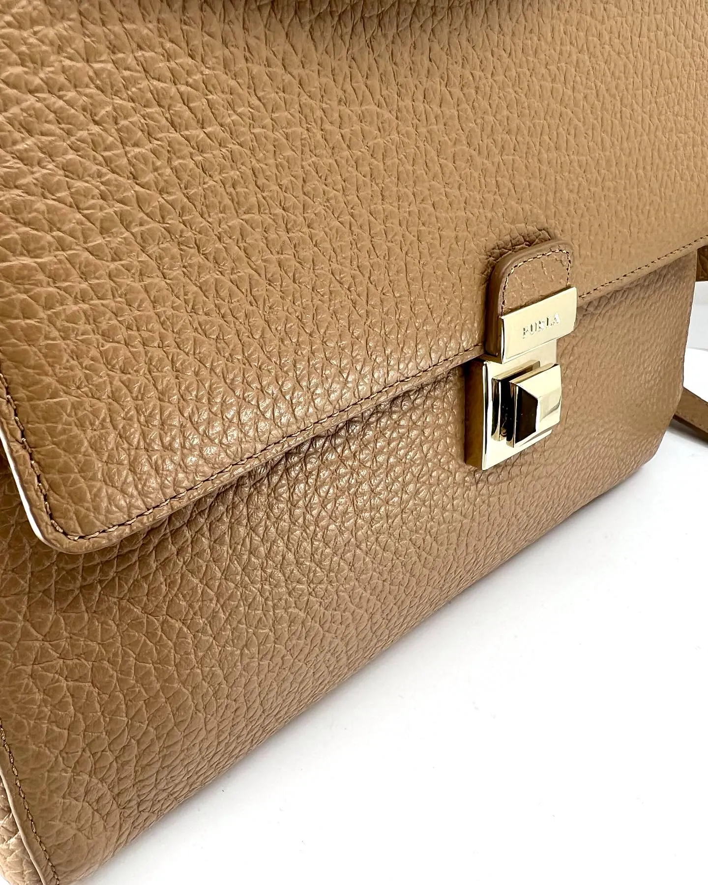 FURLA JOANNE PEBBLED LEATHER TOP HANDLE BAG