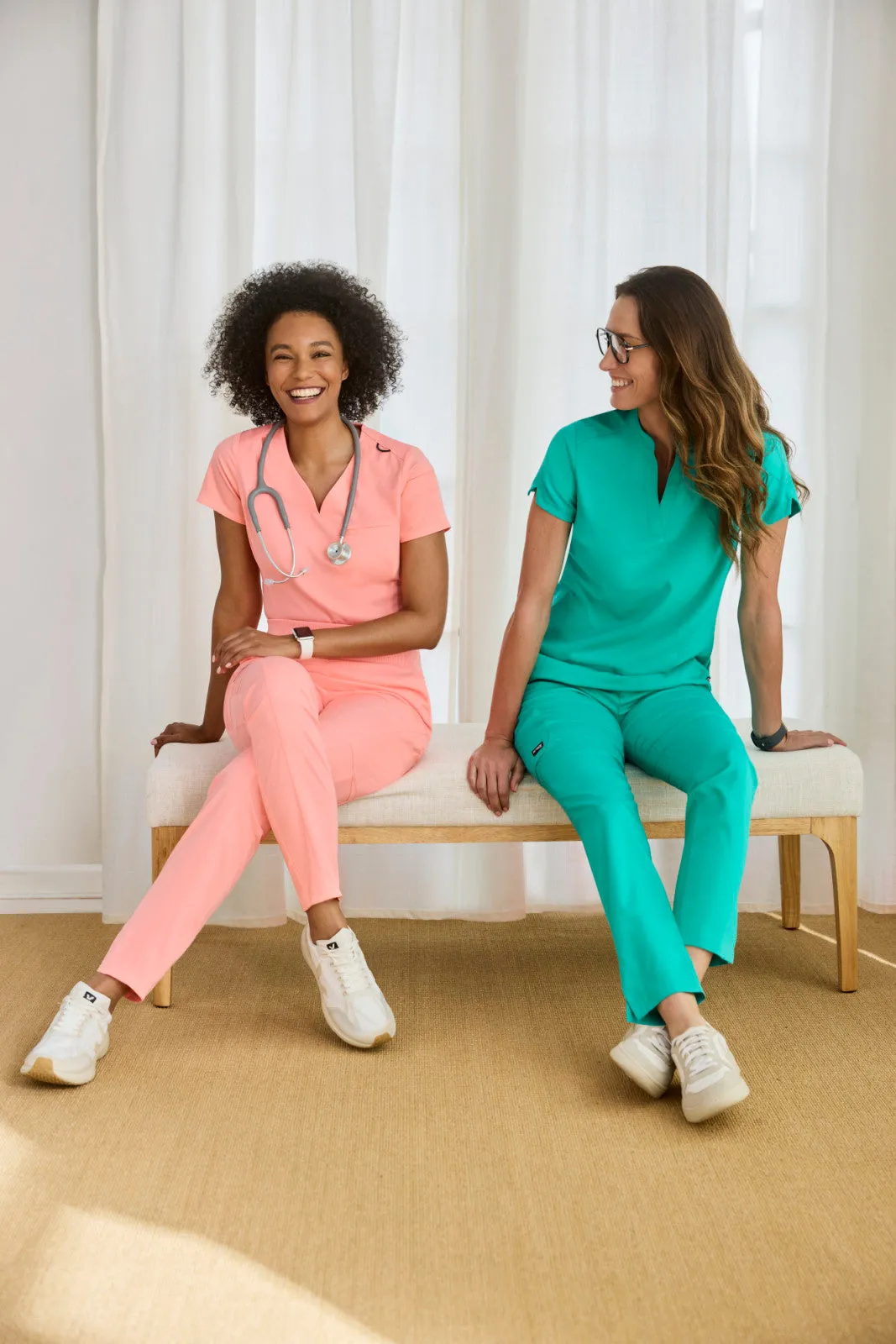 Greys Anatomy Stretch GRST230 Avery Scrub Top Alpine Aqua