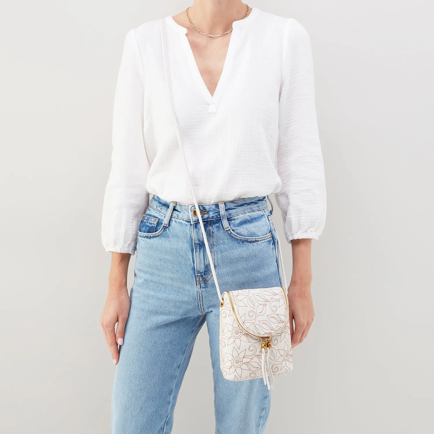 Hobo Fern White Floral Leather