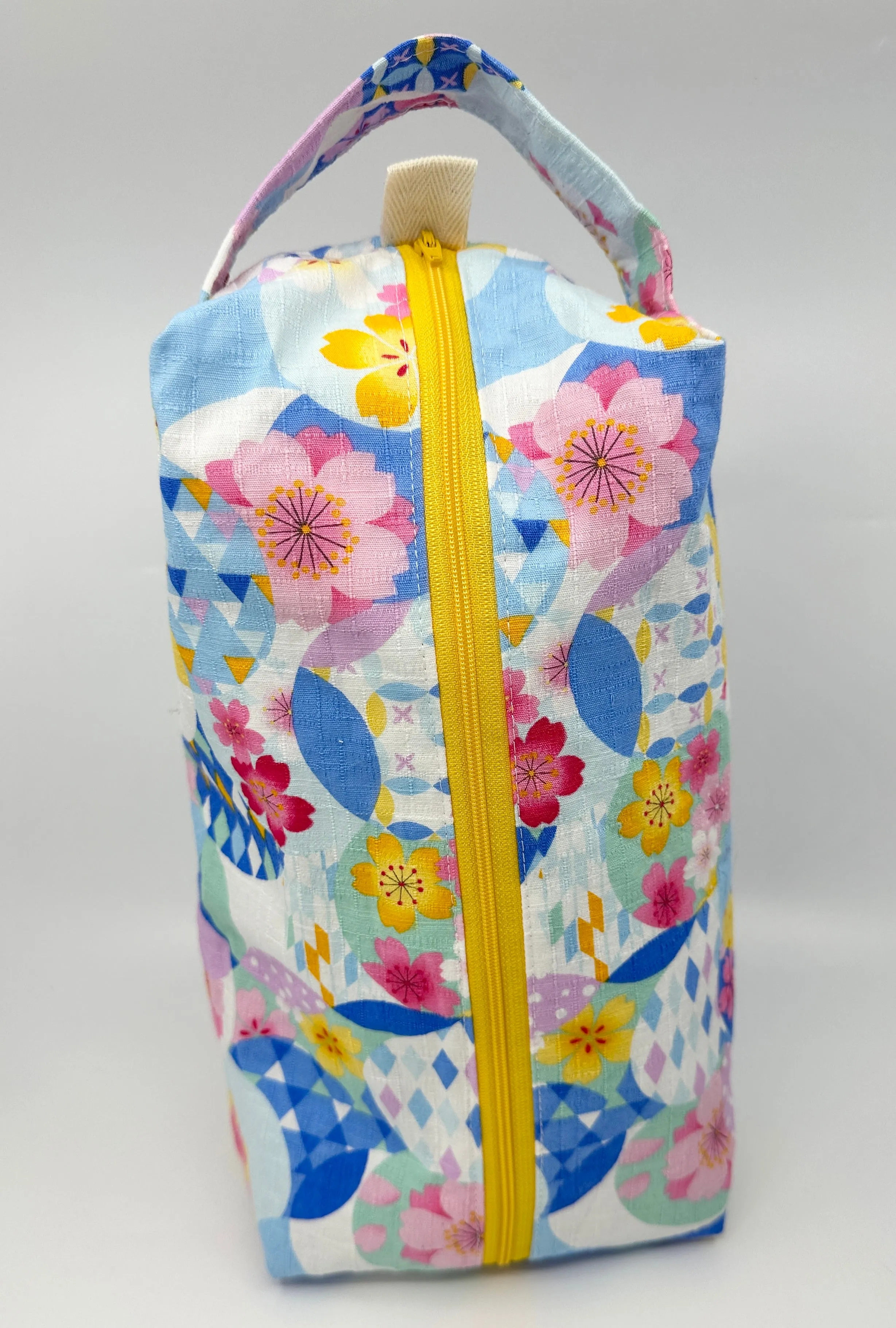 Large Box Bag | Florals | Japanese Flowers Assemble on These Hand-Selected Fabrics
