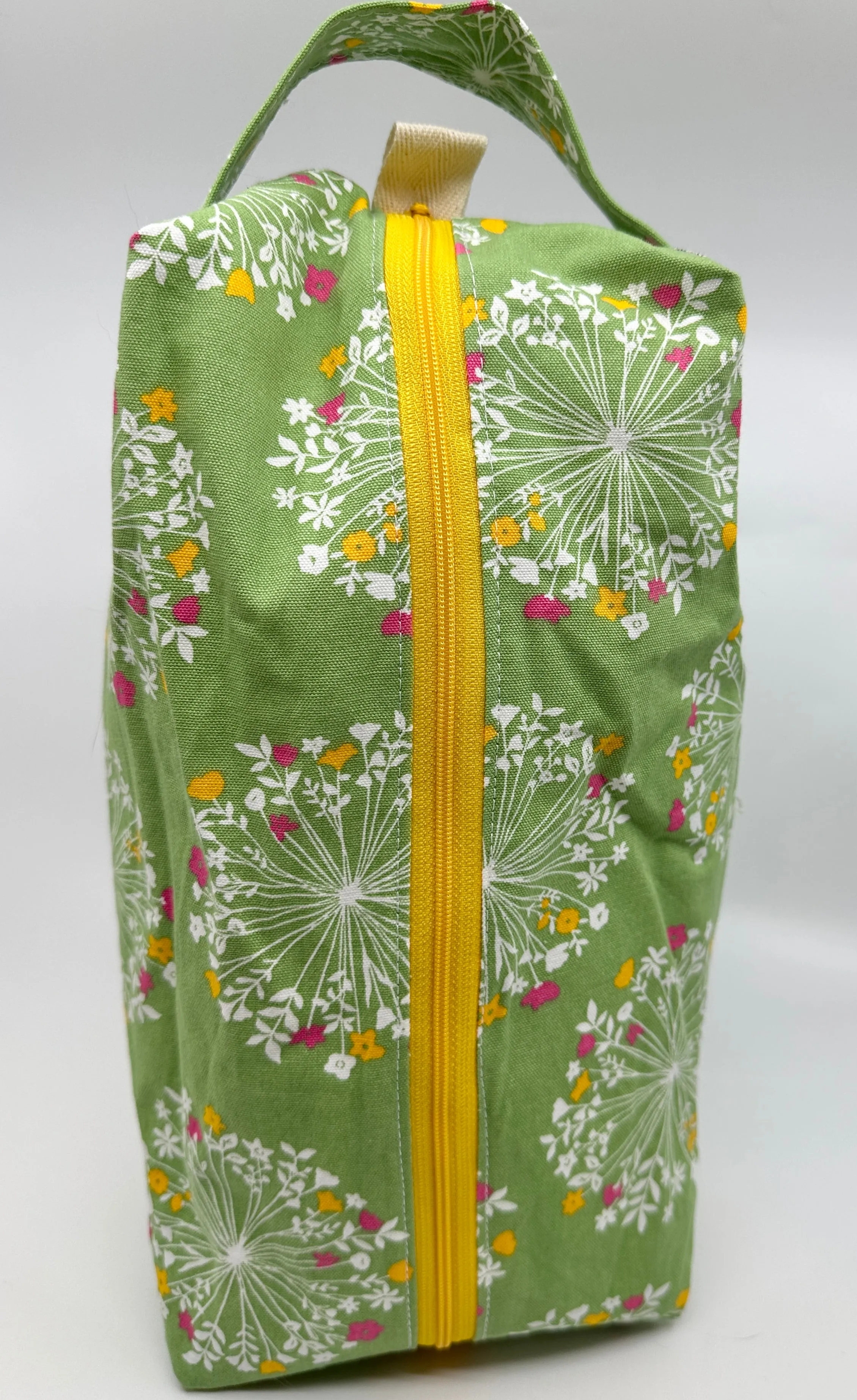 Large Box Bag | Florals | Japanese Flowers Assemble on These Hand-Selected Fabrics