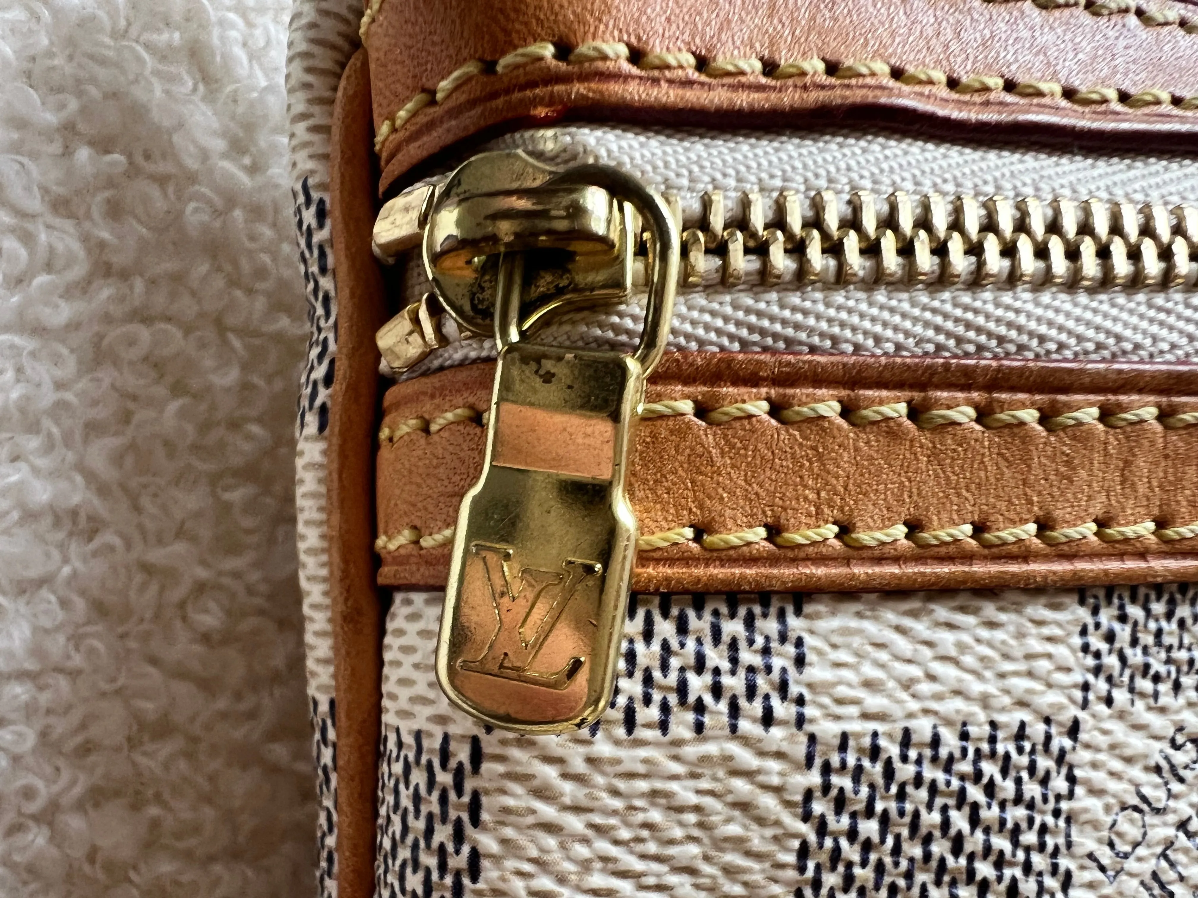 Louis Vuitton Bosphore Messenger Damier Azur