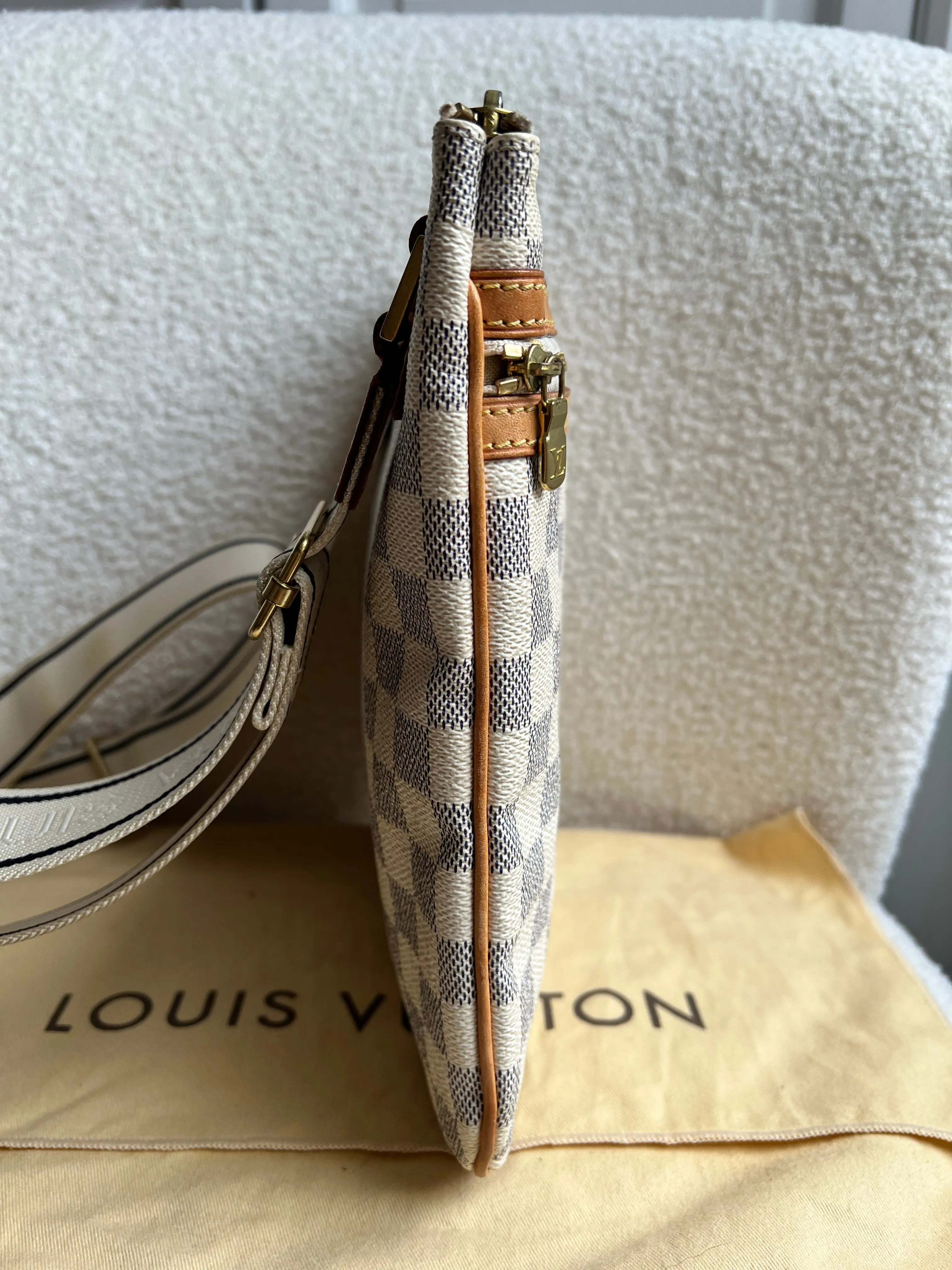 Louis Vuitton Bosphore Messenger Damier Azur