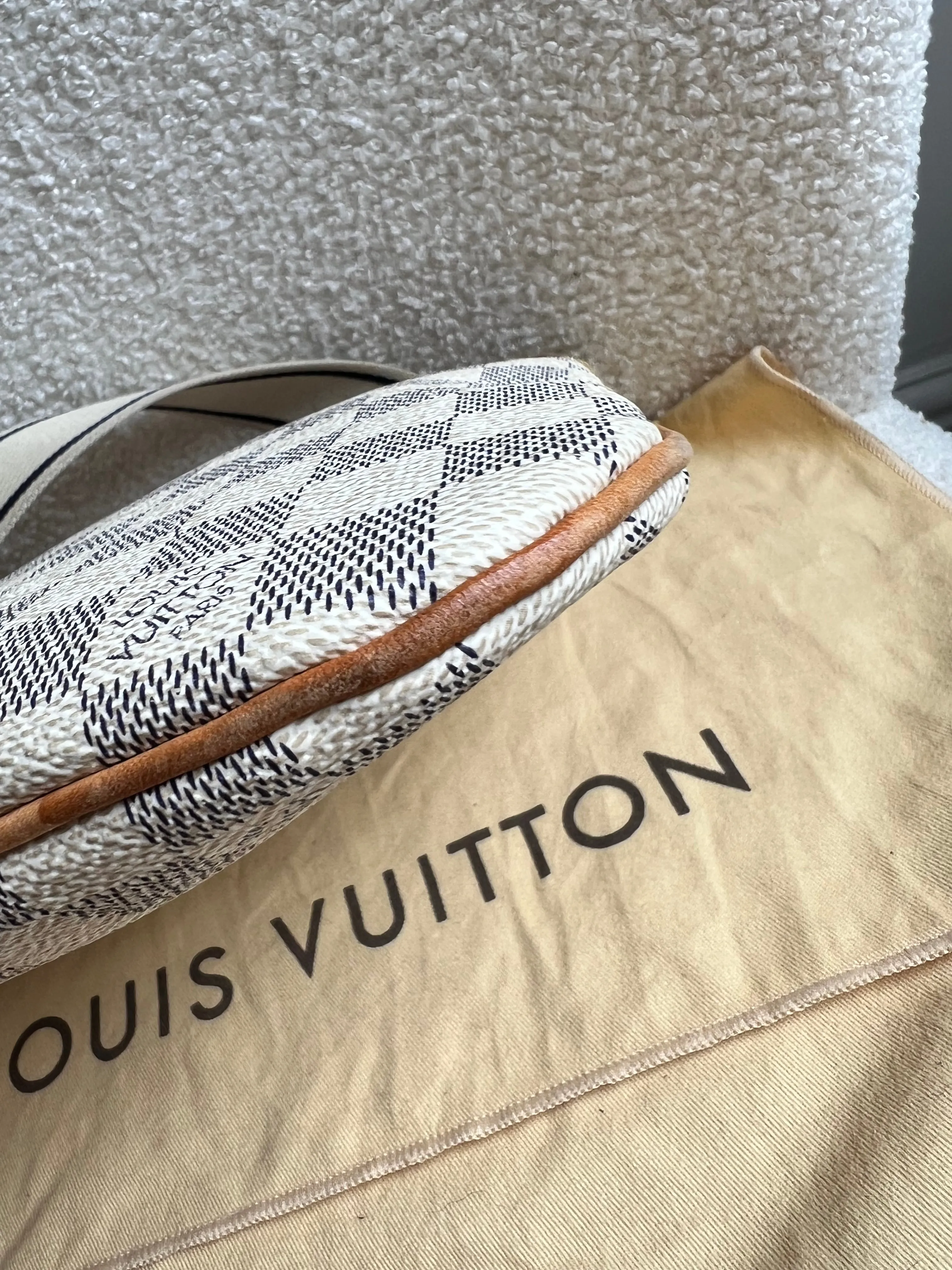 Louis Vuitton Bosphore Messenger Damier Azur