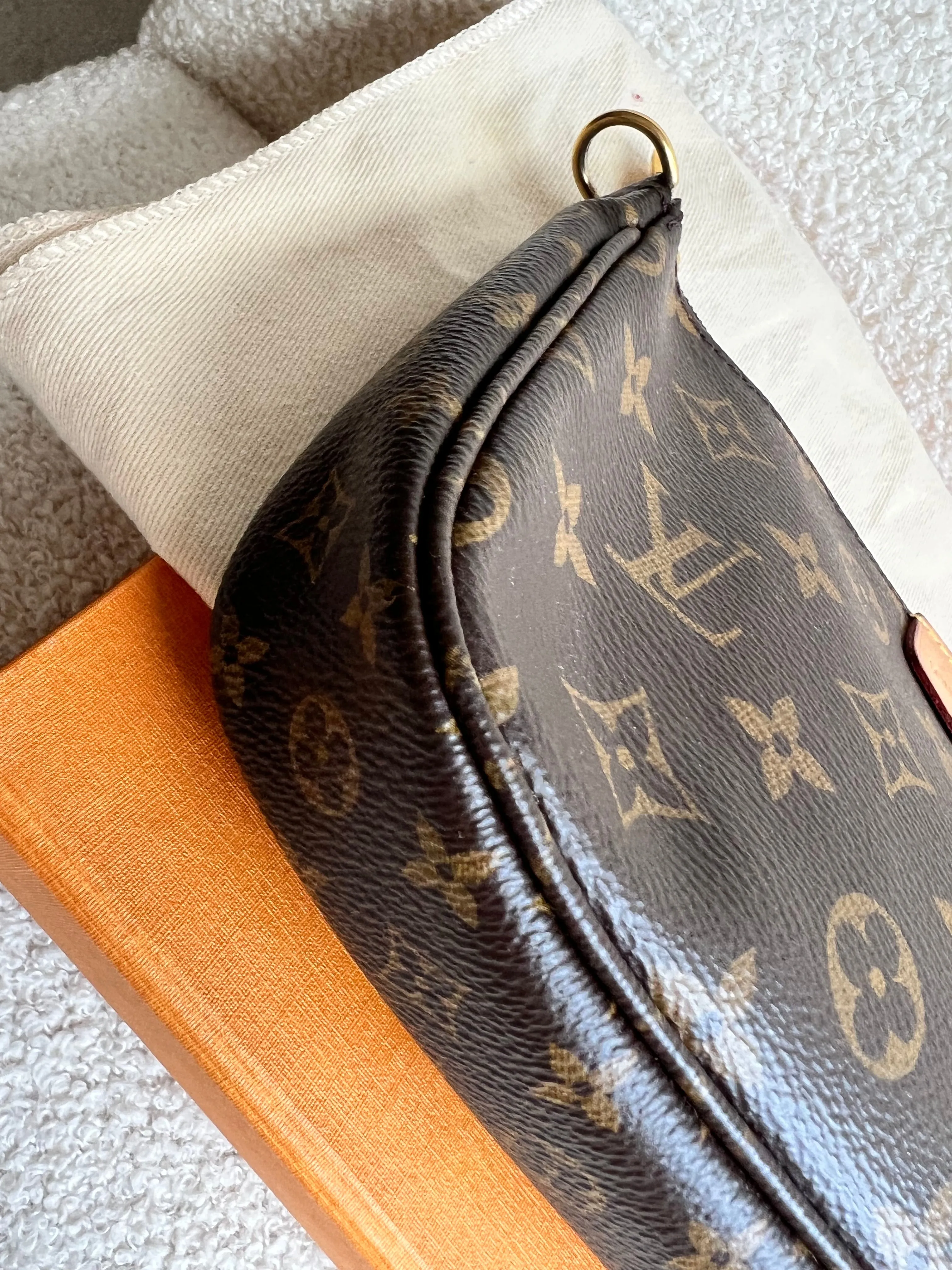 Louis Vuitton Multi Pochette Accessoires Rose Chiaro (RRP £2000)