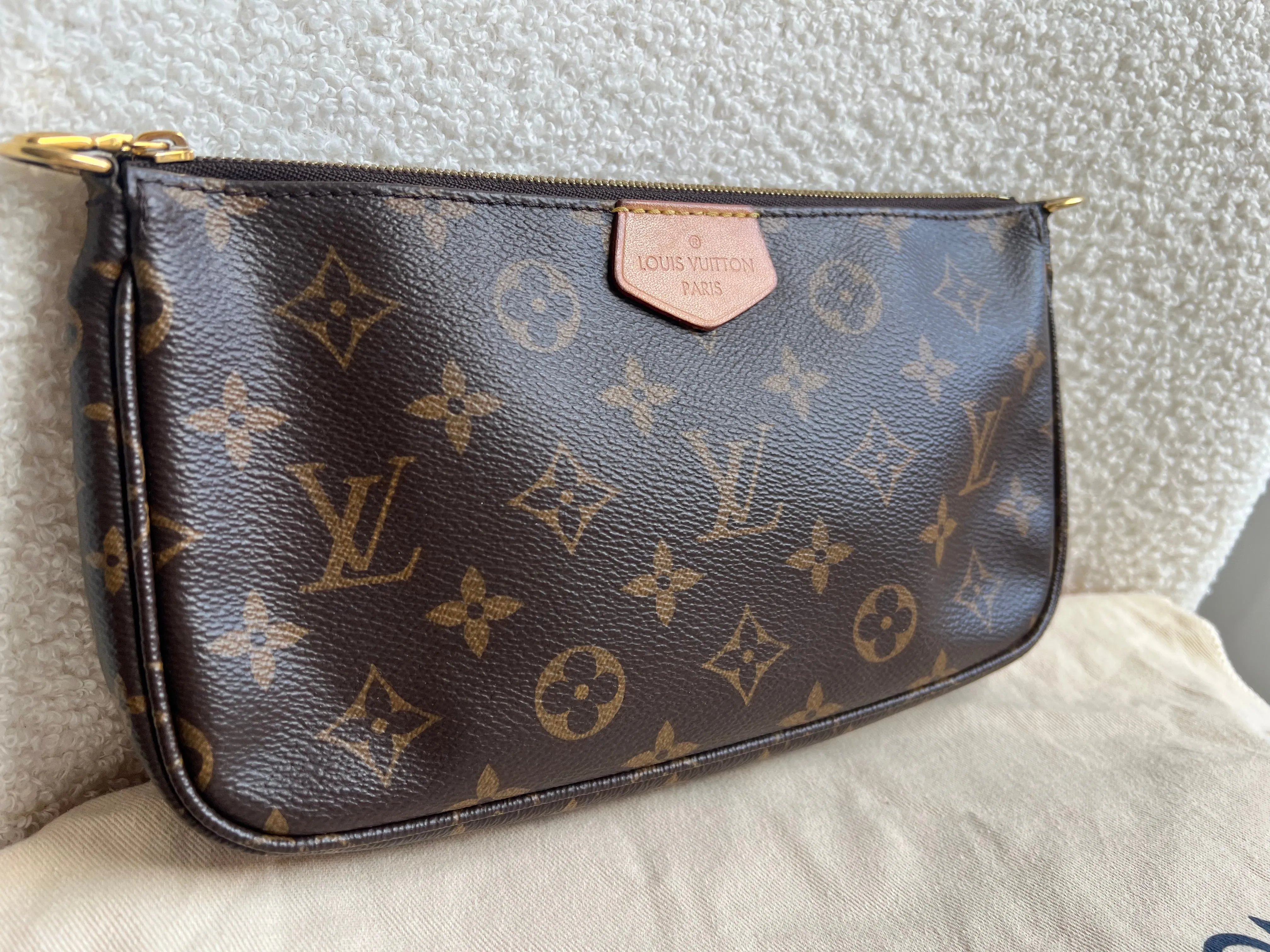 Louis Vuitton Multi Pochette Accessoires Rose Chiaro (RRP £2000)