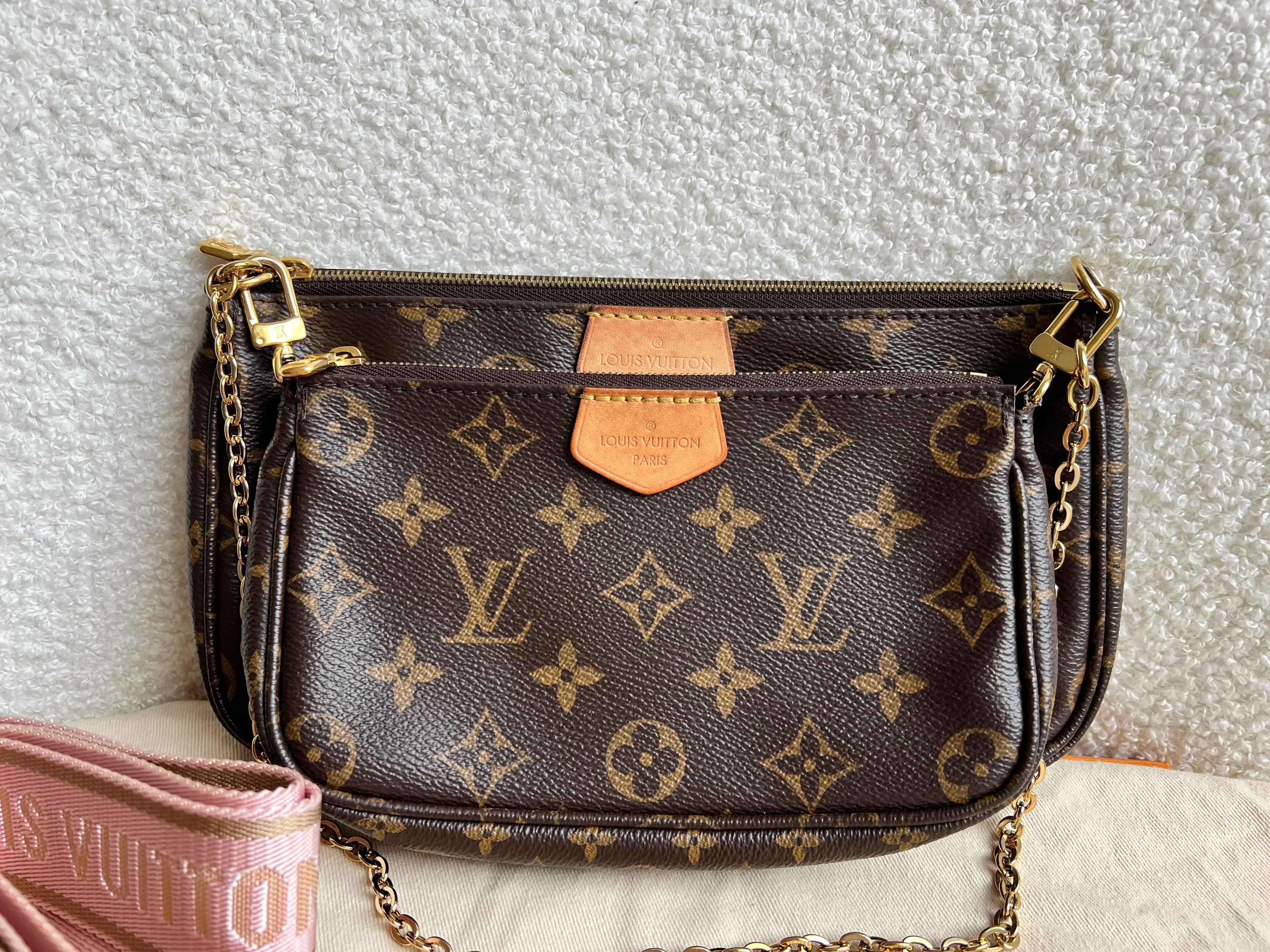 Louis Vuitton Multi Pochette Accessoires Rose Chiaro (RRP £2000)