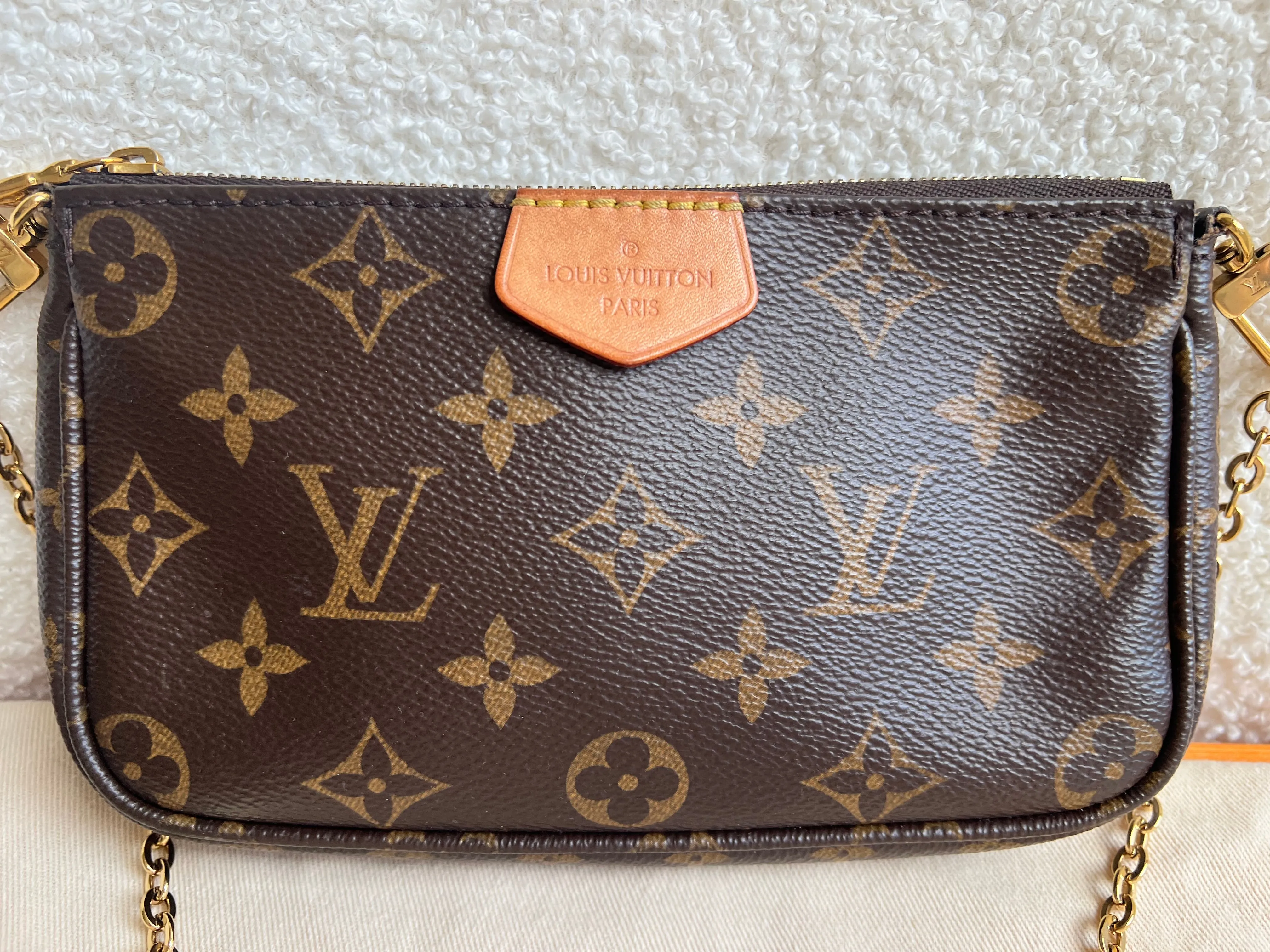 Louis Vuitton Multi Pochette Accessoires Rose Chiaro (RRP £2000)