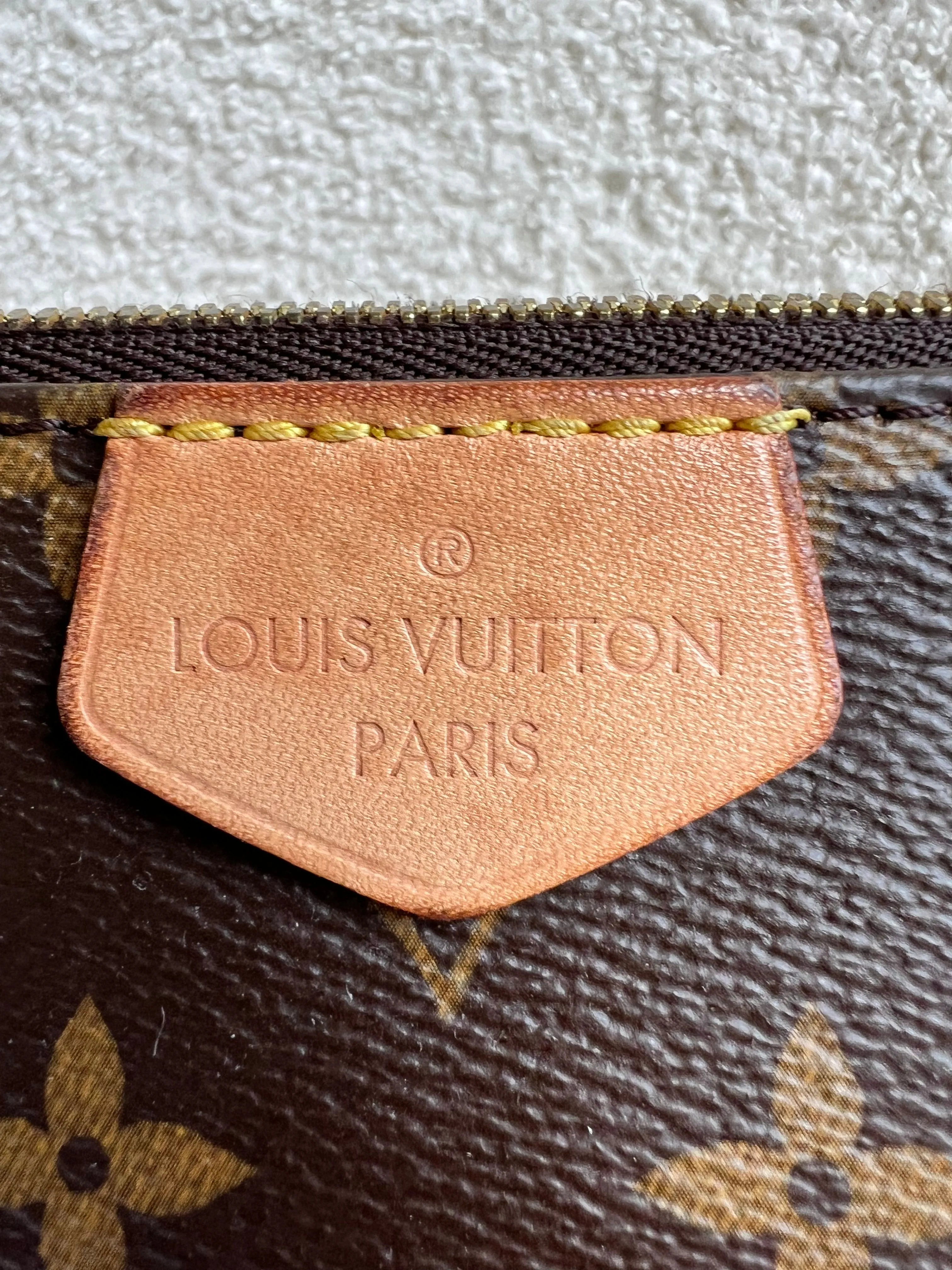Louis Vuitton Multi Pochette Accessoires Rose Chiaro (RRP £2000)