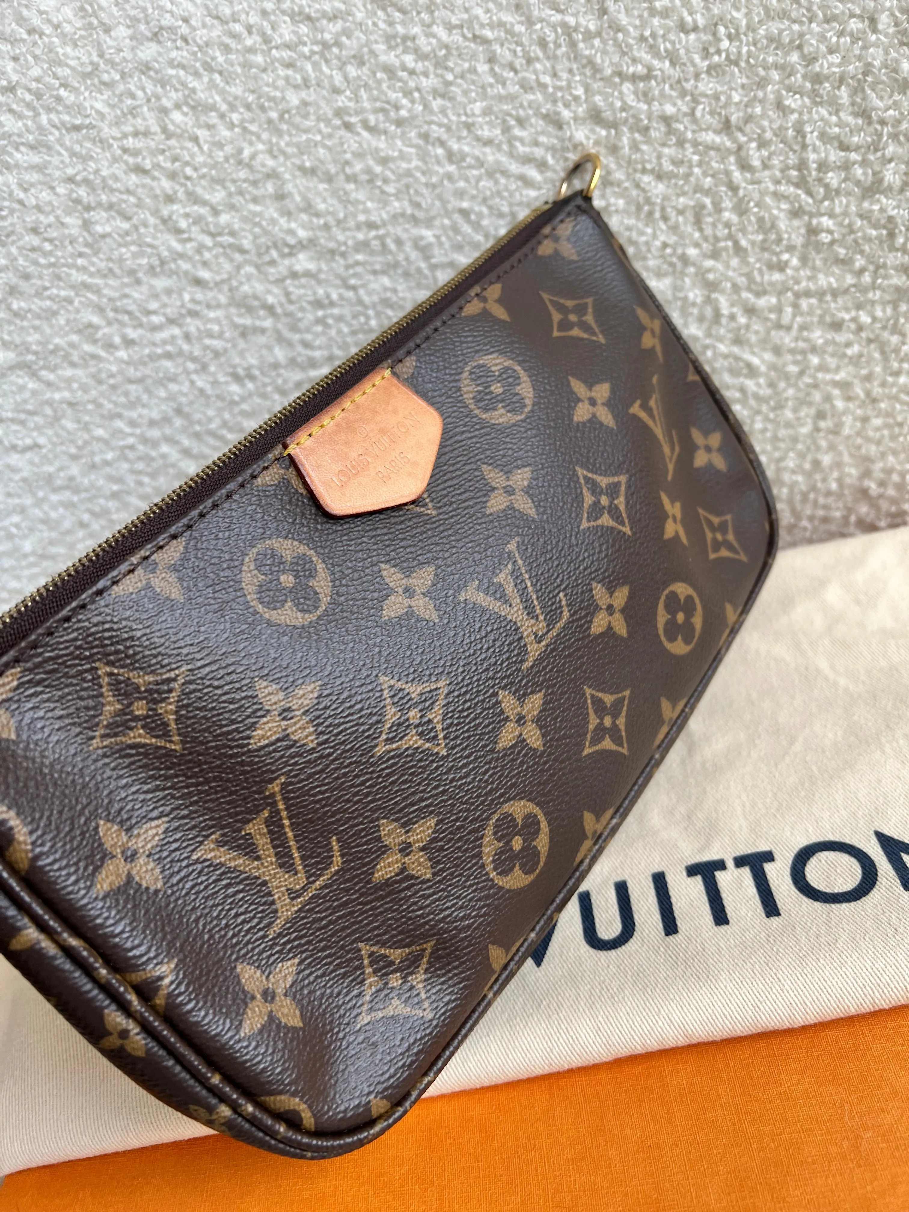 Louis Vuitton Multi Pochette Accessoires Rose Chiaro (RRP £2000)