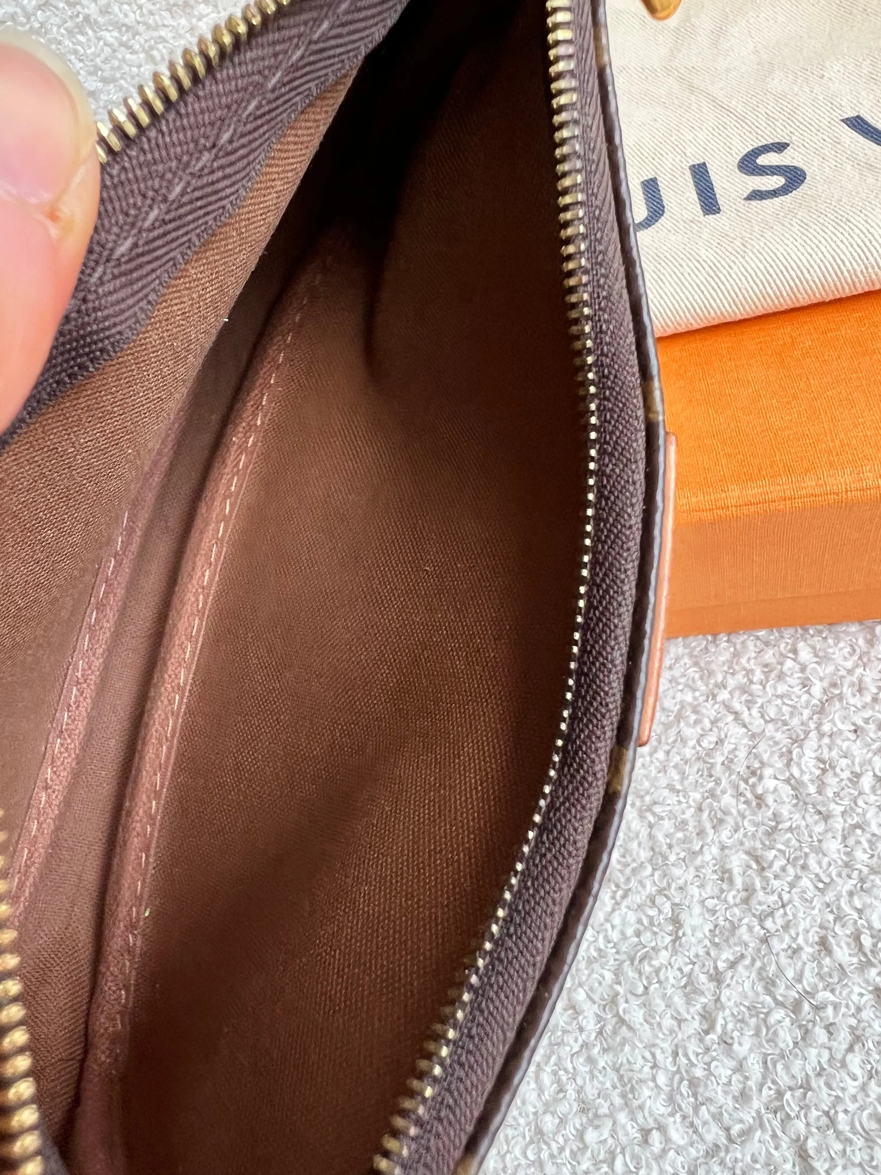Louis Vuitton Multi Pochette Accessoires Rose Chiaro (RRP £2000)