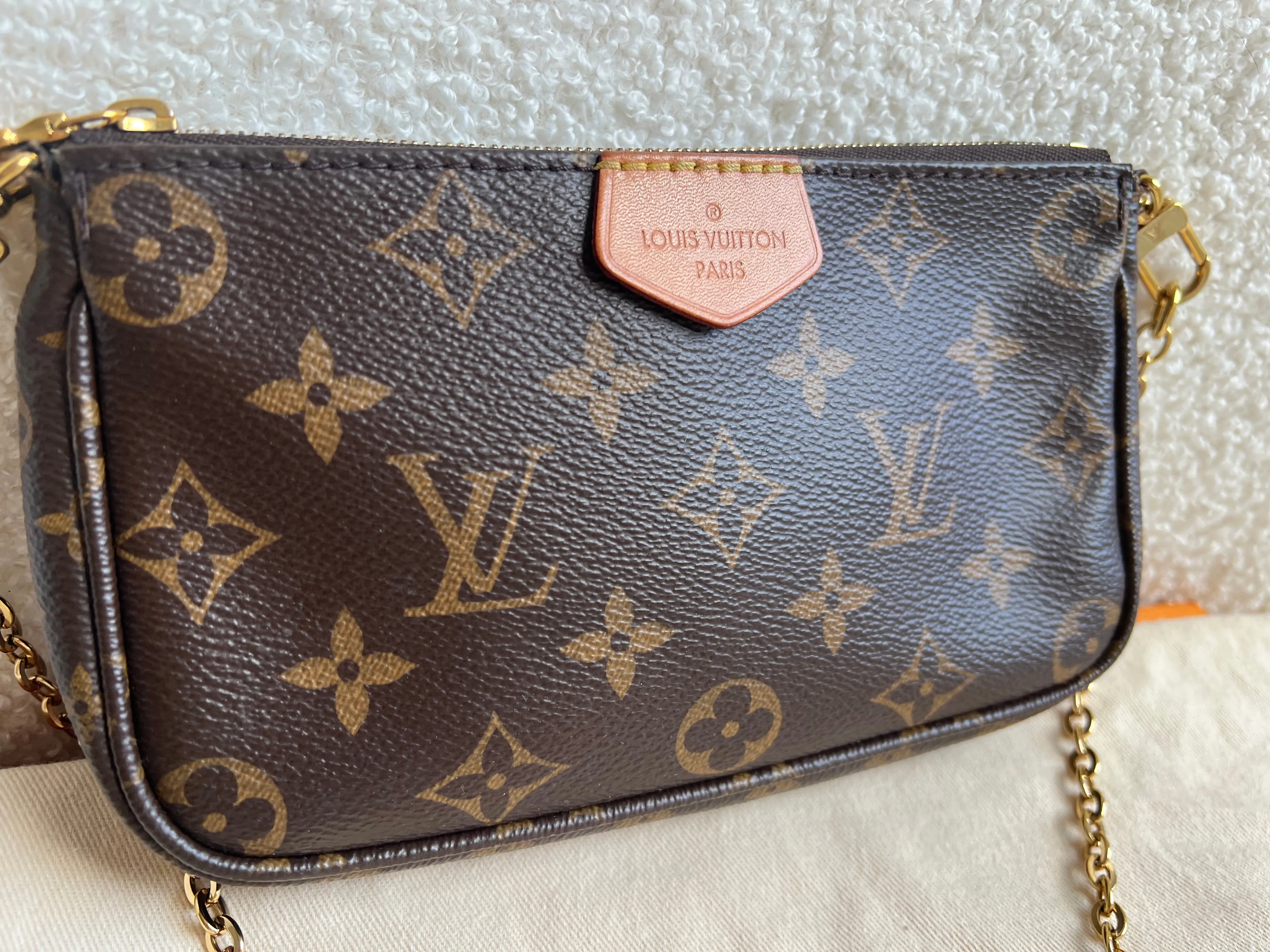 Louis Vuitton Multi Pochette Accessoires Rose Chiaro (RRP £2000)