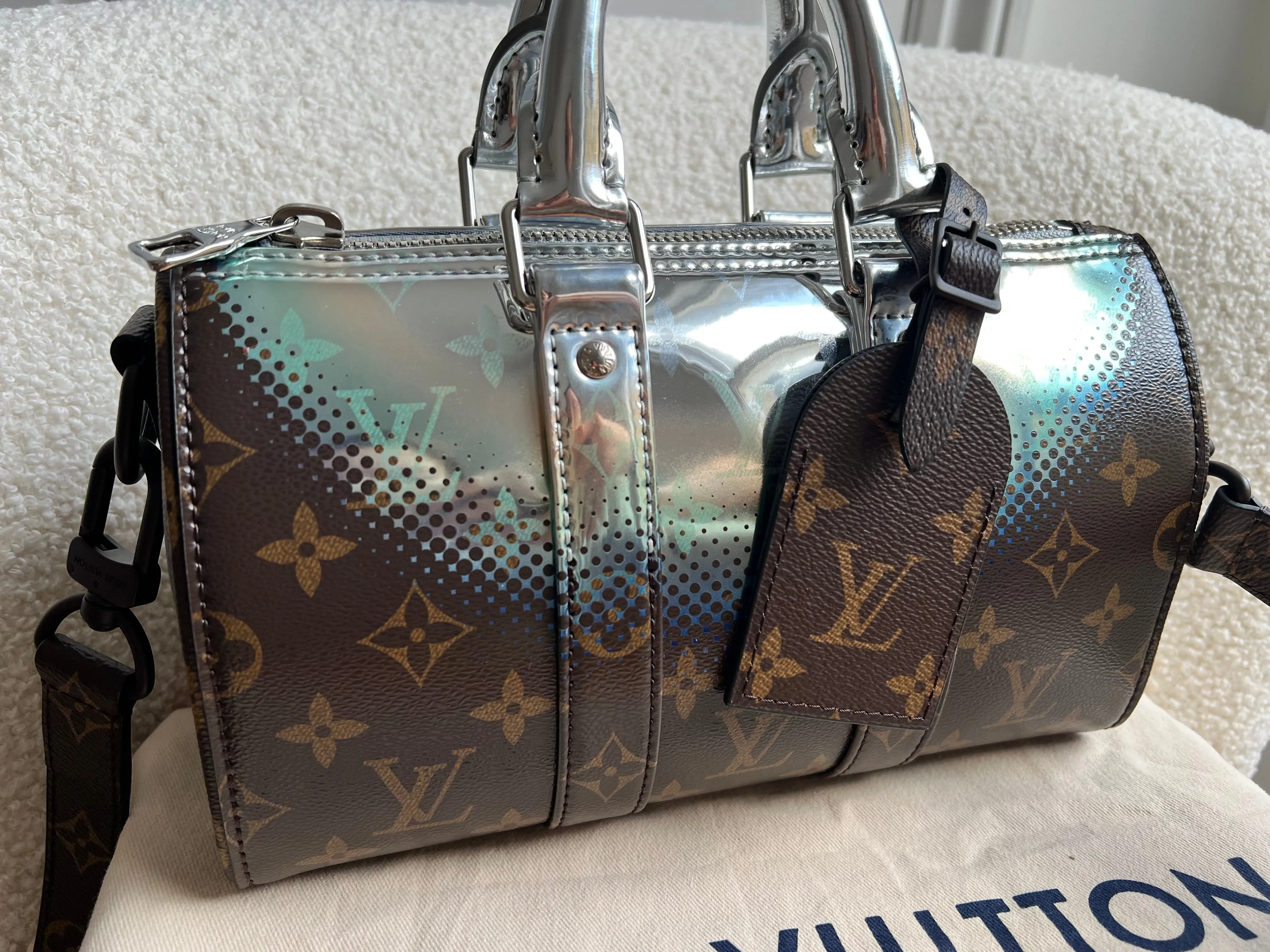 Louis Vuitton Nebula Keepall Bandouliere 25 (RRP £2,570)