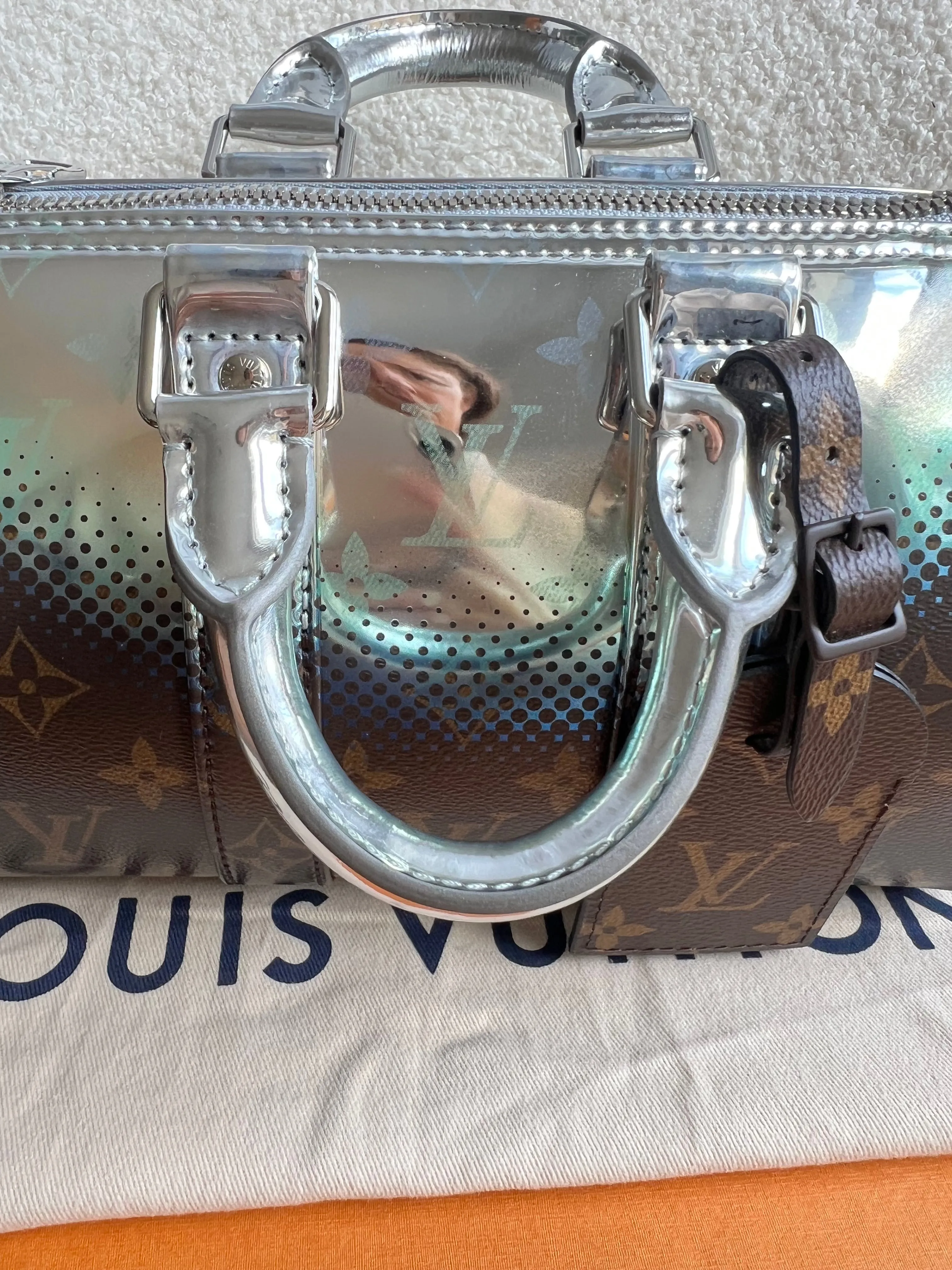 Louis Vuitton Nebula Keepall Bandouliere 25 (RRP £2,570)