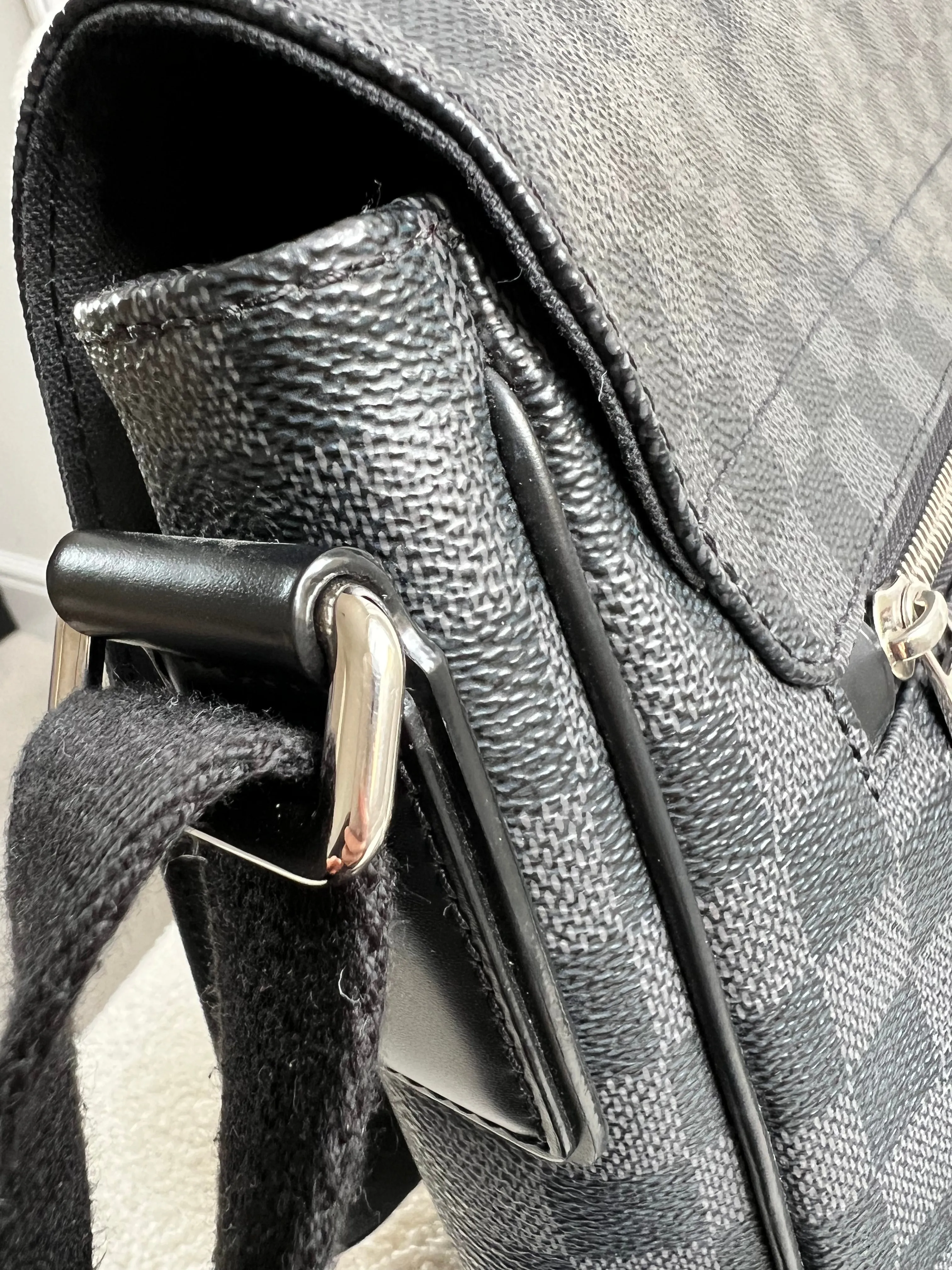 Louis Vuitton PM District Messenger Bag Damier Graphite