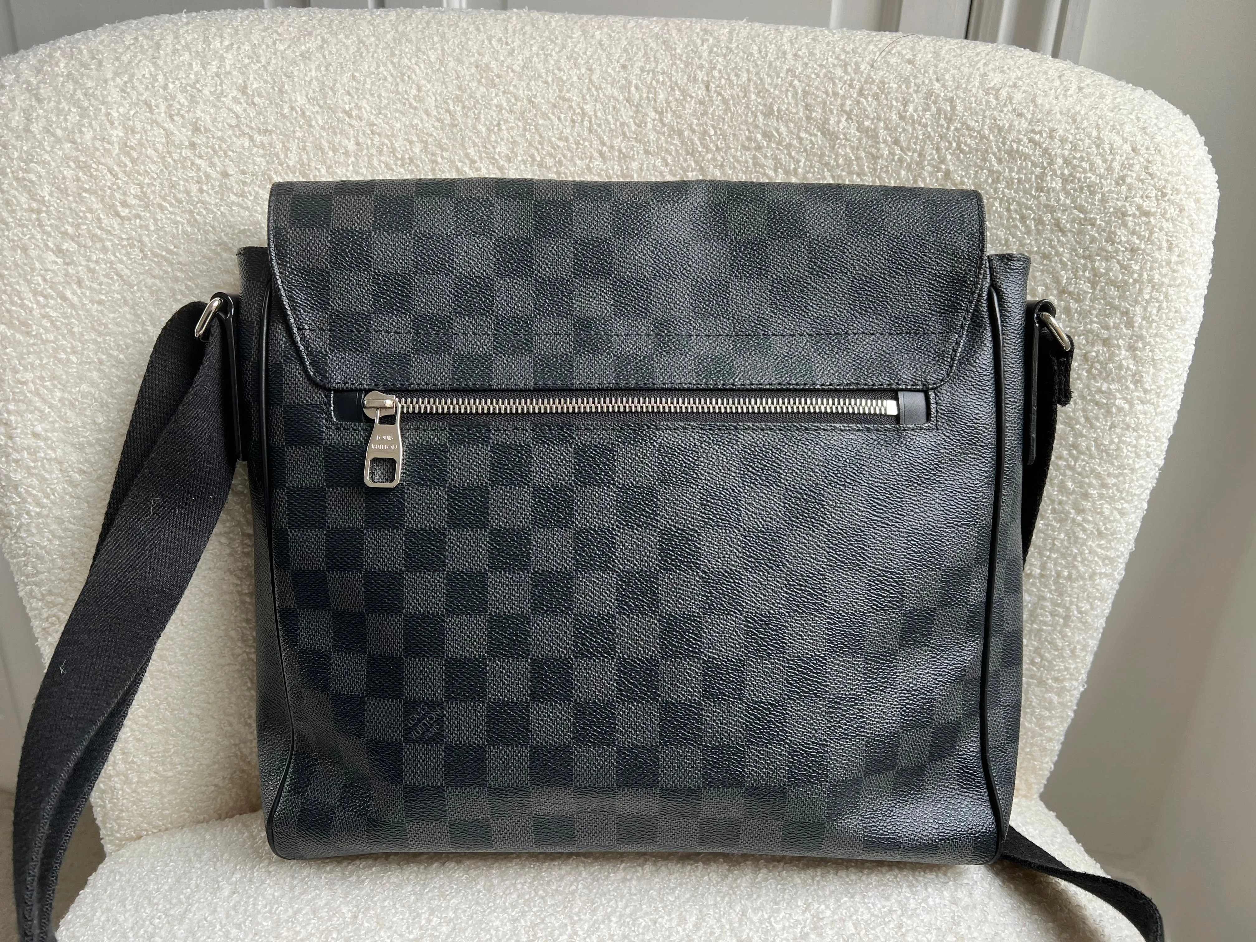 Louis Vuitton PM District Messenger Bag Damier Graphite