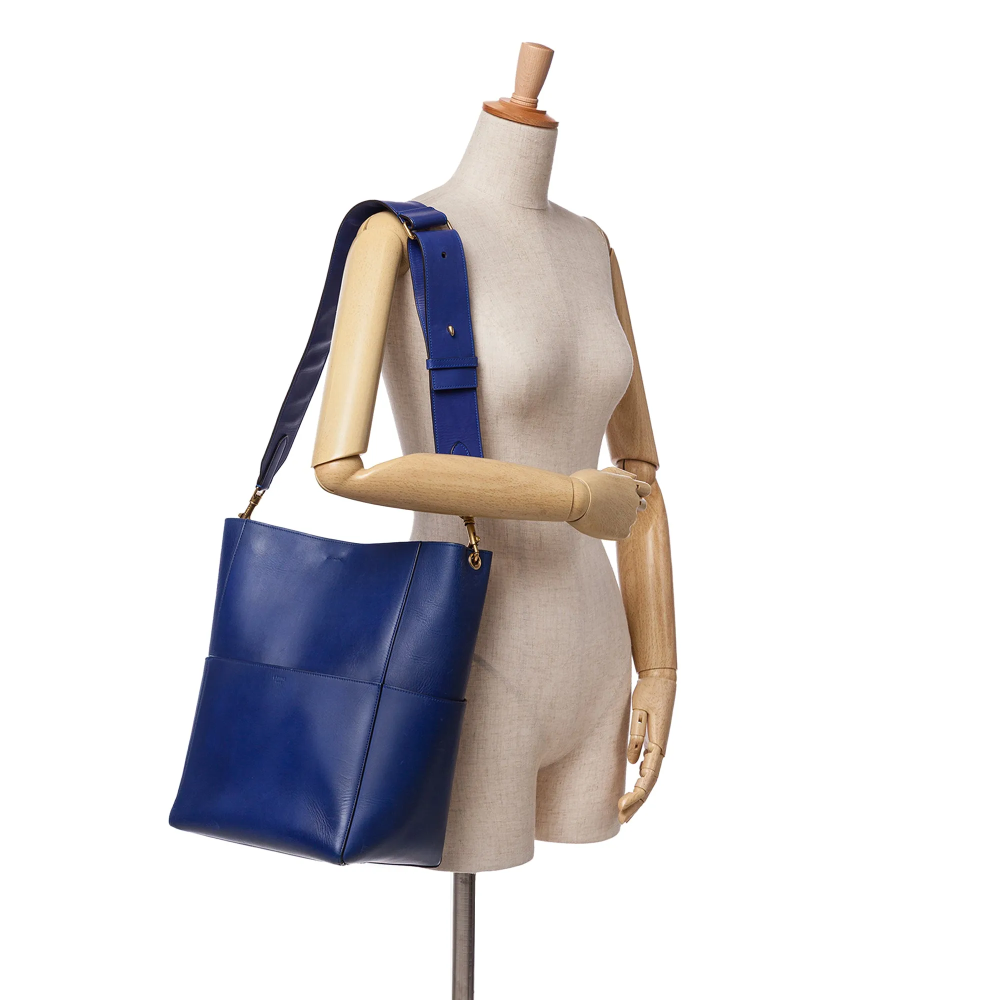 Medium Leather Seau Sangle Bucket Bag