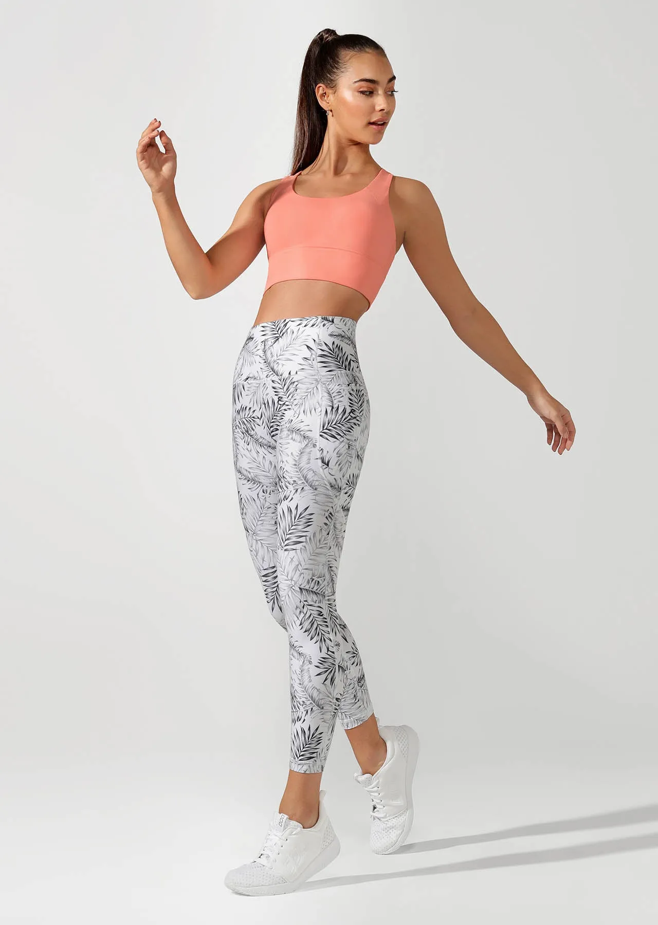 Minimal Long Line Racer Sports Bra