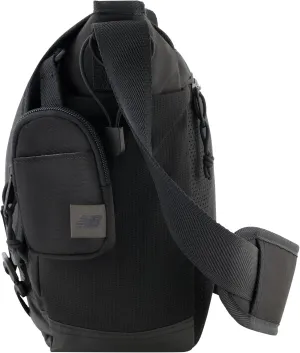 New Balance Messenger Bag, Athletics Collection Travel Handbag for Men and Women, Black, One Size