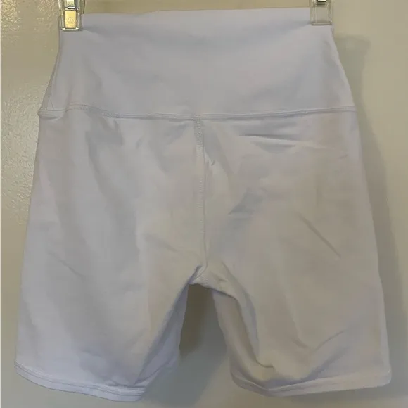 NWOT ALO 7&quot; High-Waist Biker Short