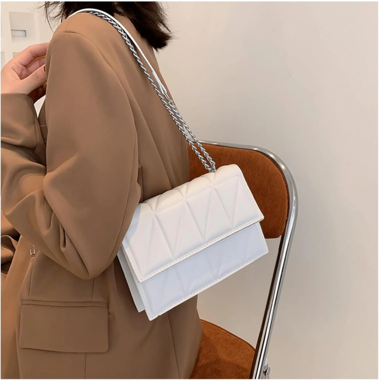PU Leather Crossbody Purse for Women Trendy Ladies Shoulder Bag with Chain Designer Purses