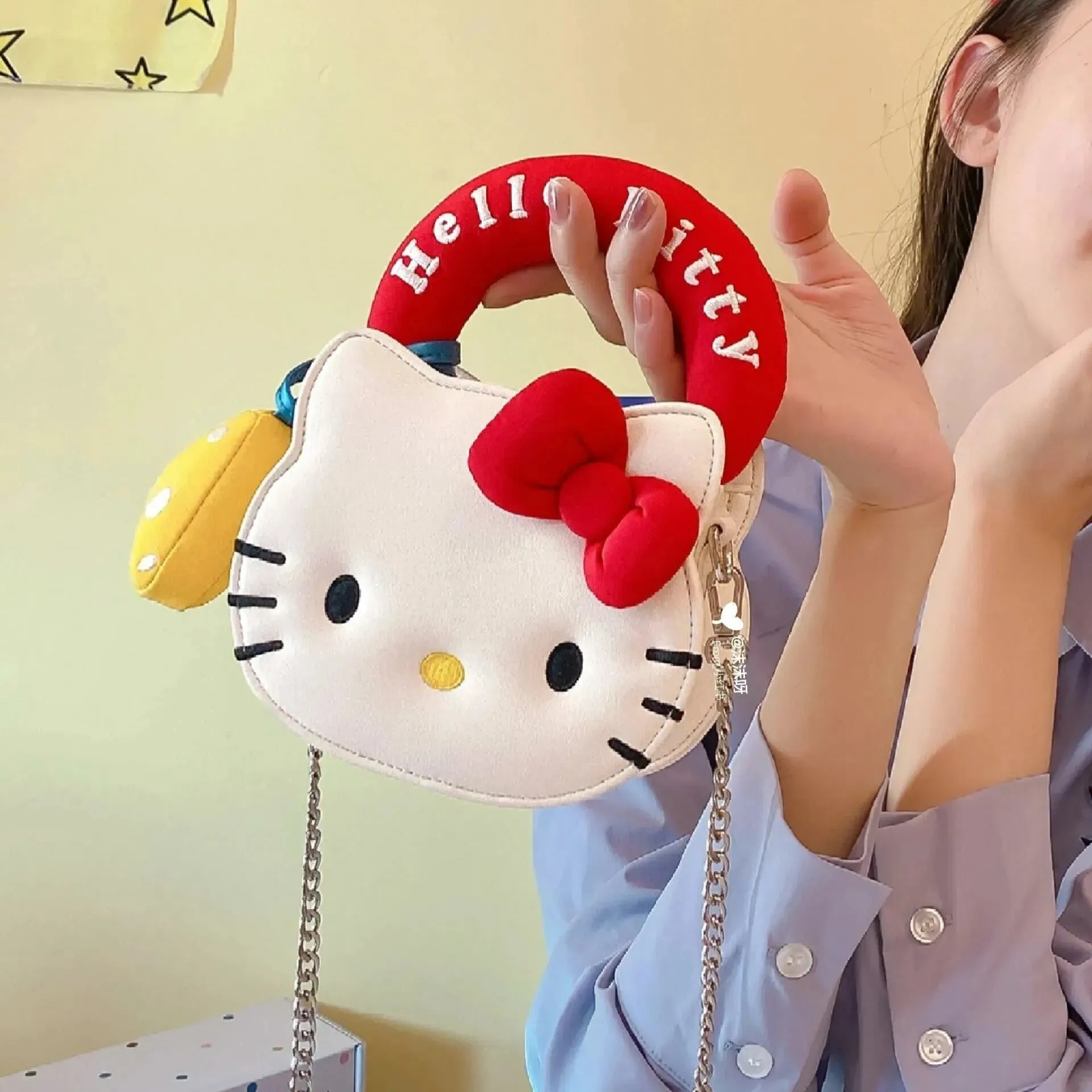 Sanrio Hello Kitty Messenger Bag
