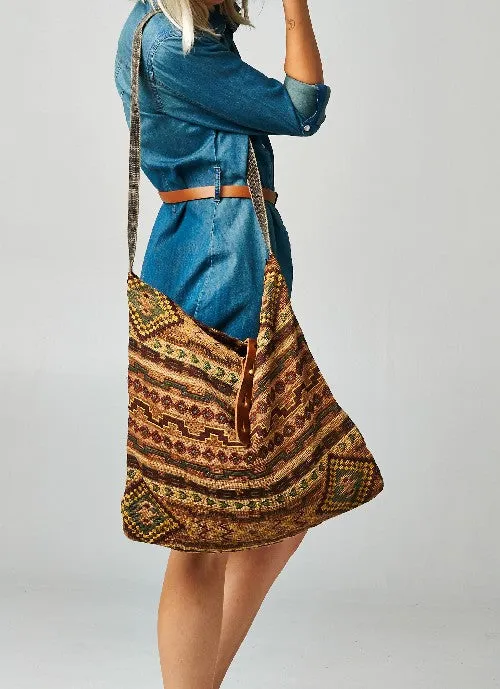 Savannah Woven Shoulder Bag