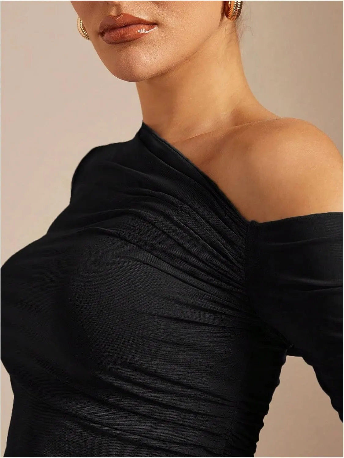 SOLY HUX Women's Off The Shoulder Tops Long Sleeve Ruched Sheer Tee Shirts Asymmetrical Slim Fit Going Out Tee Top