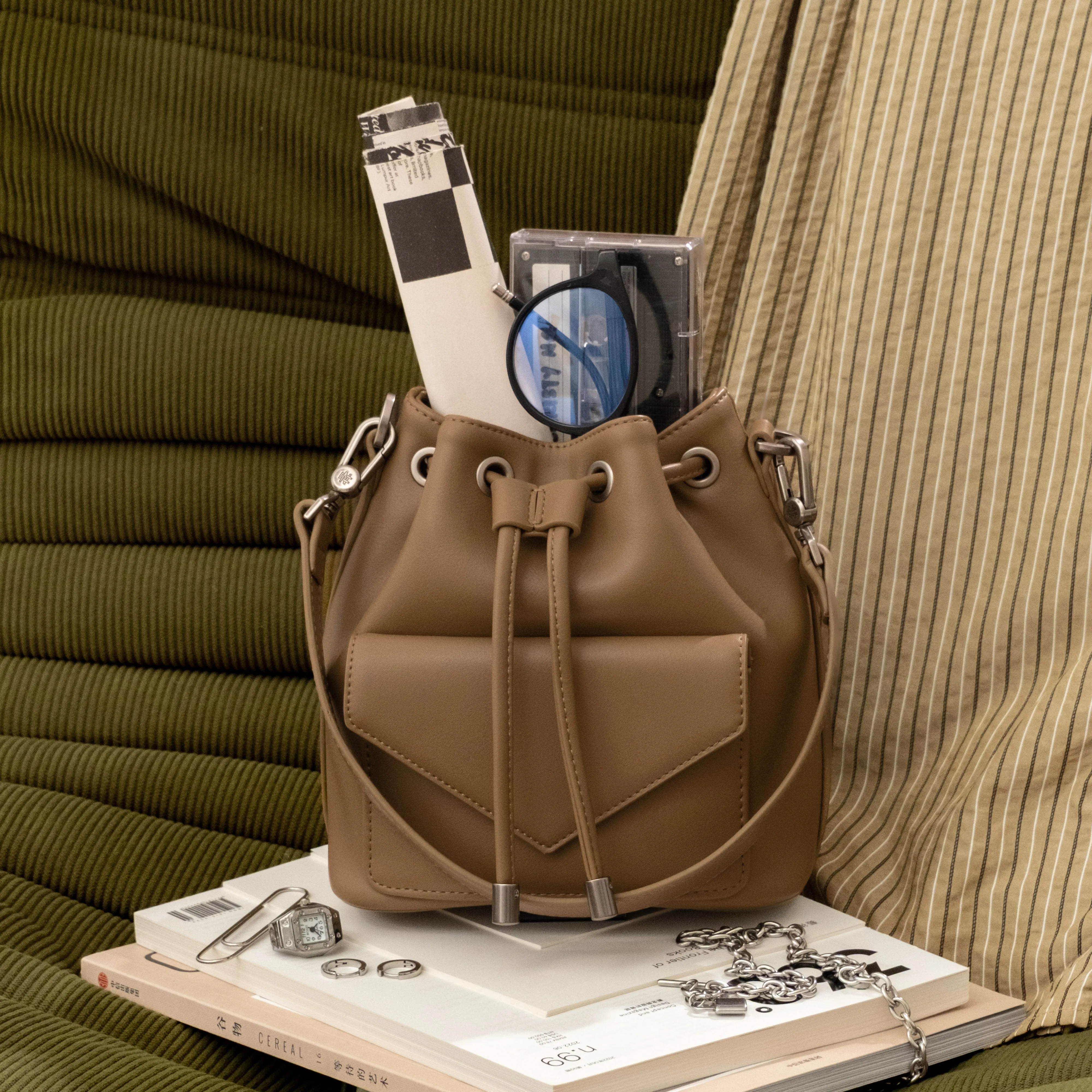 Tami Bucket Bag
