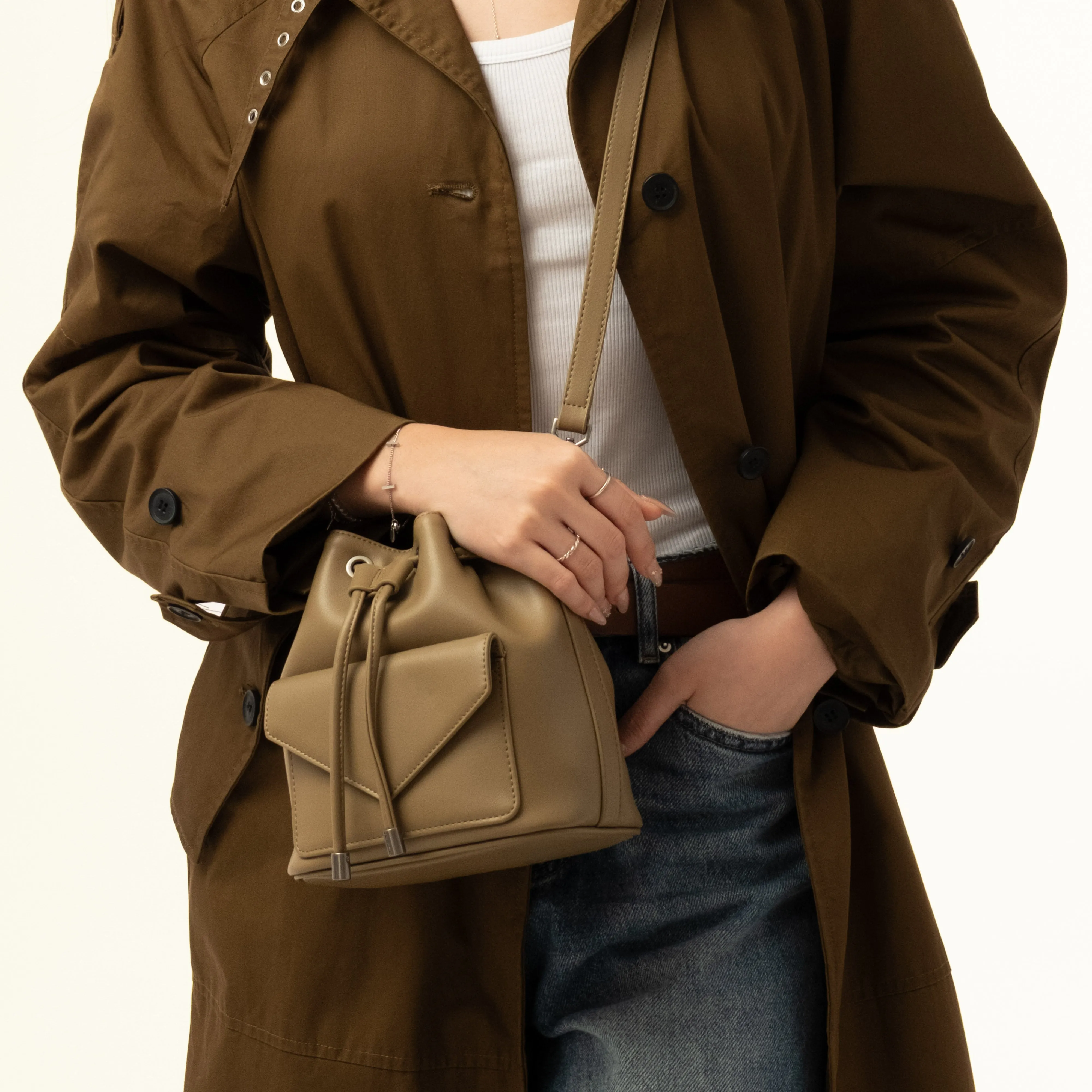 Tami Bucket Bag