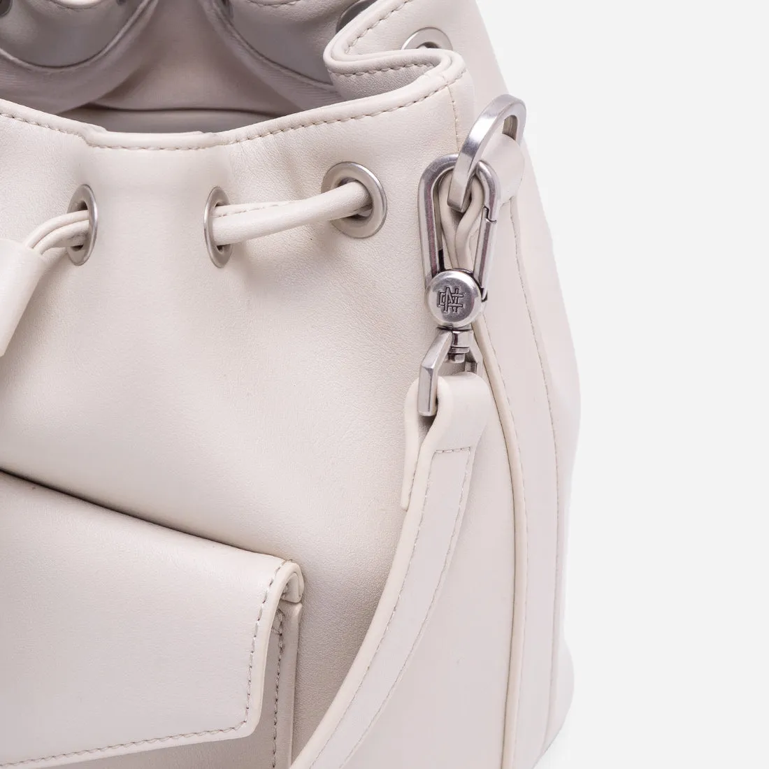 Tami Bucket Bag