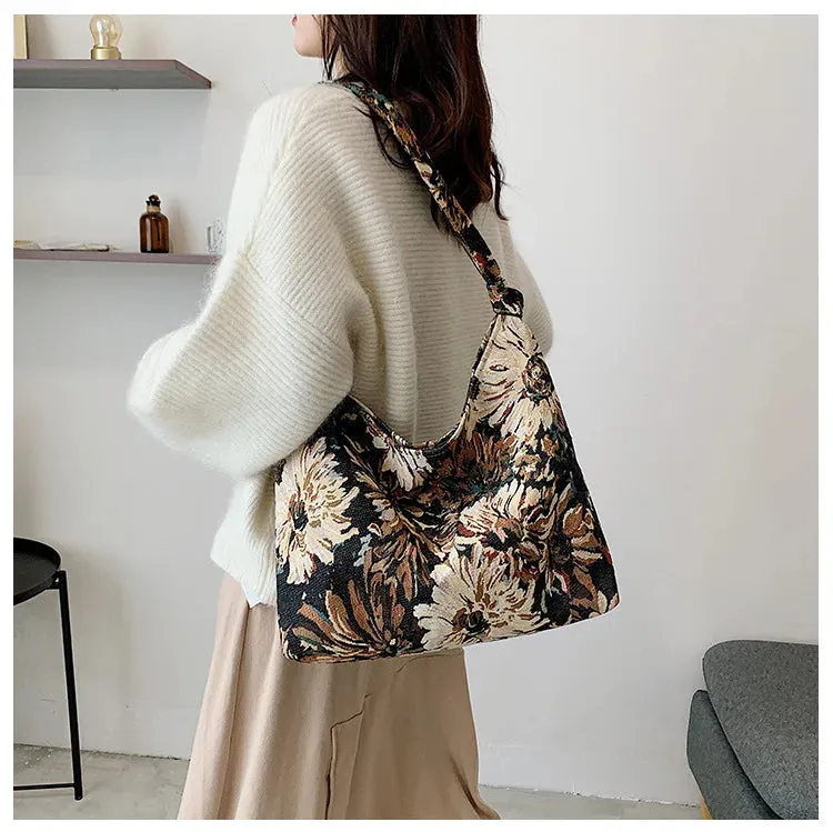 The Florentine - Soft Knot Shoulder Bag