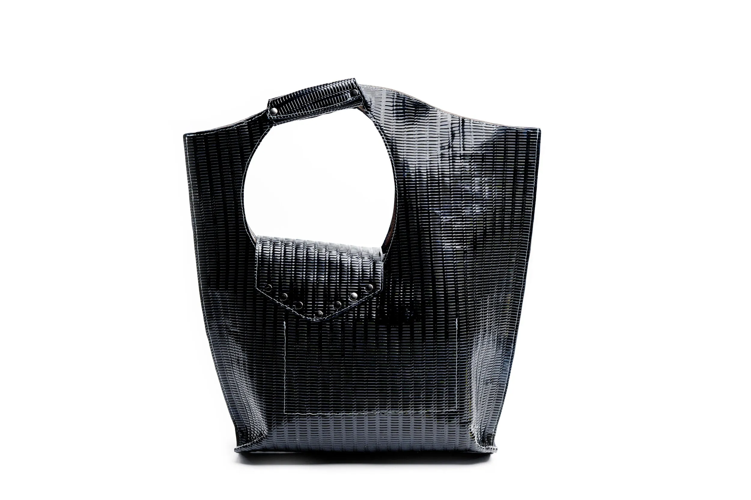 Tokyo Core Shoulder Bag in Patent Navy