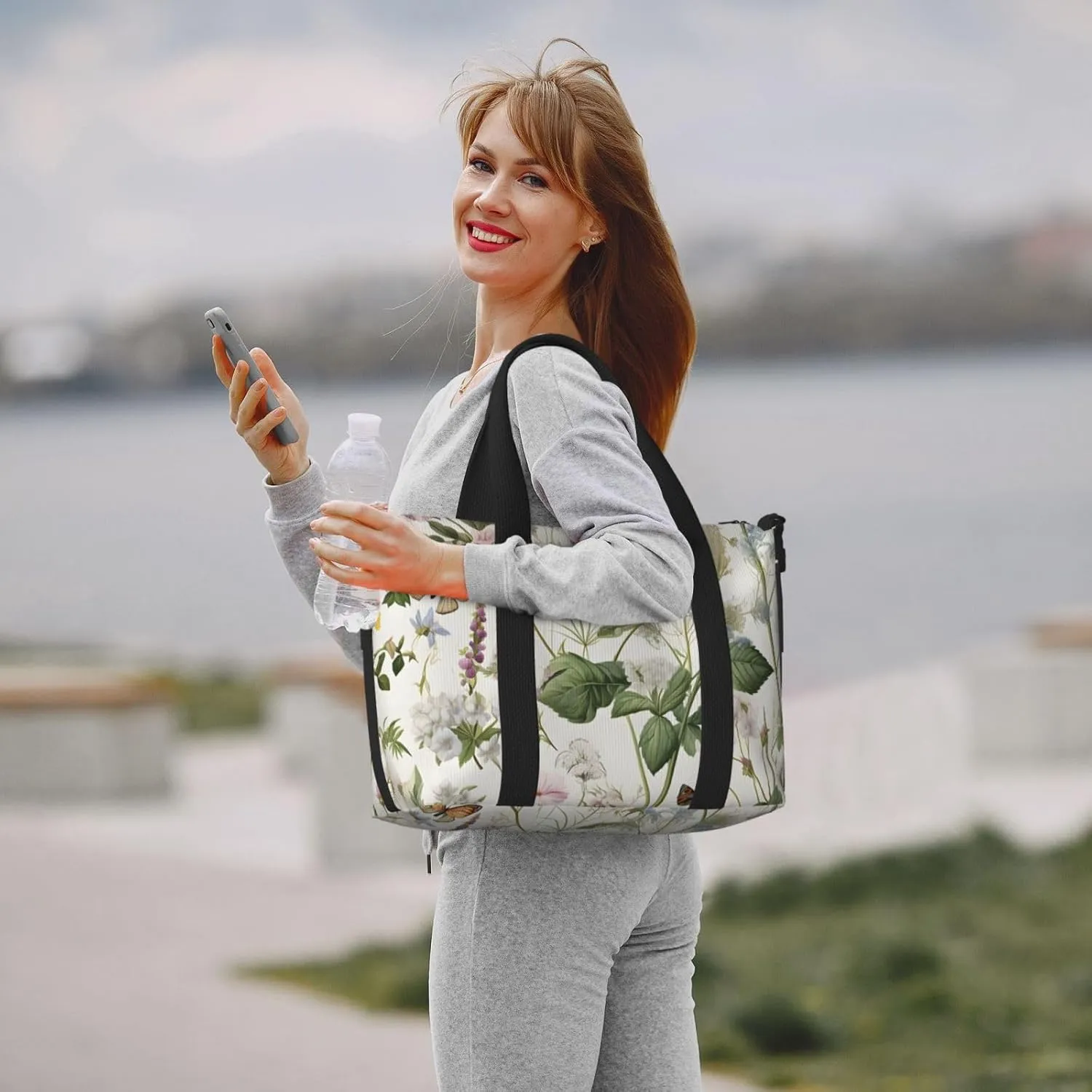 Travel Duffle Bag Floral Tropical Leaves Weekender Overnight Bags Luggage Bag for Women Men Waterproof Sports Gym Bag Hand Bag with Shoulder Strap