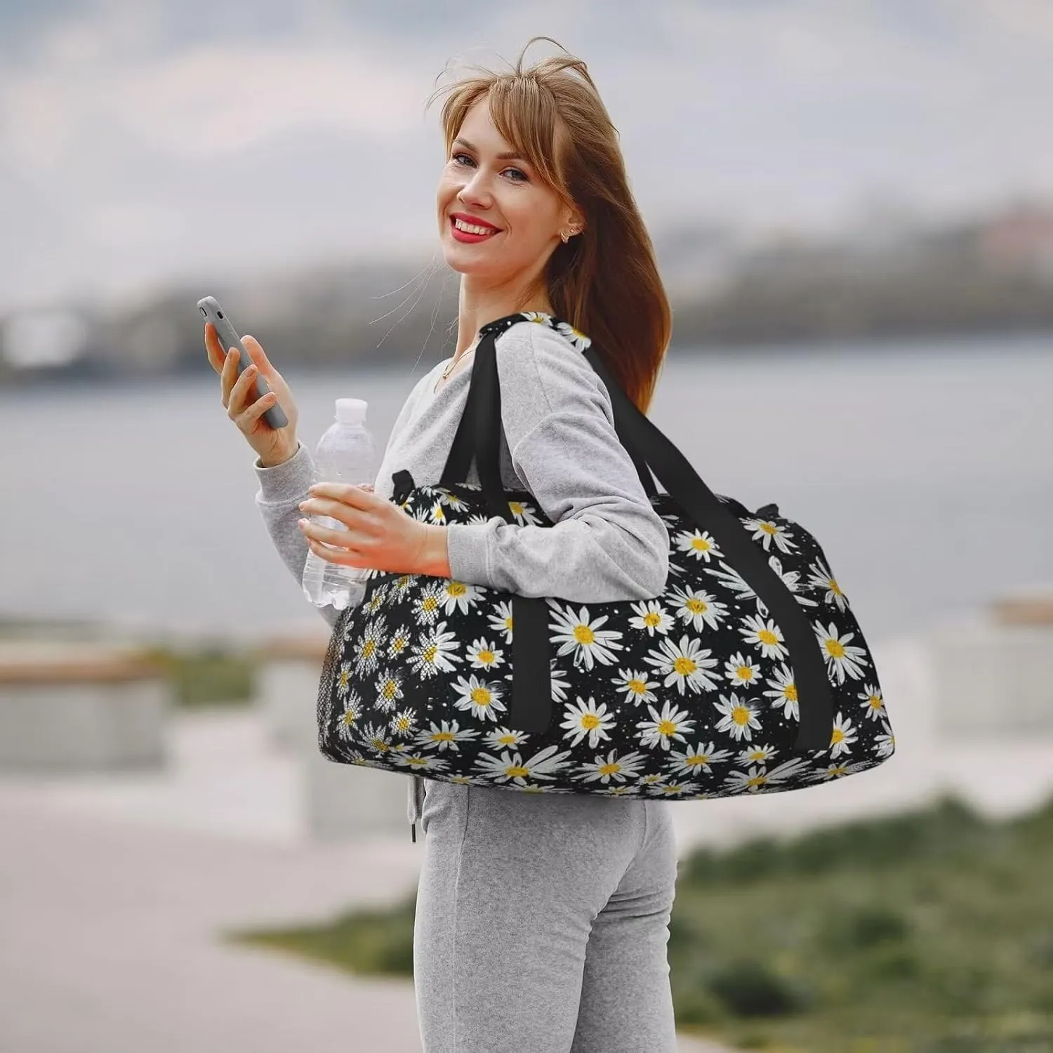 Travel Duffle Bag for Men Women Cute Daisy Flower Print Foldable Duffel Bag Floral Overnight Bags Waterproof & Tear Resistant Personal Item Bag