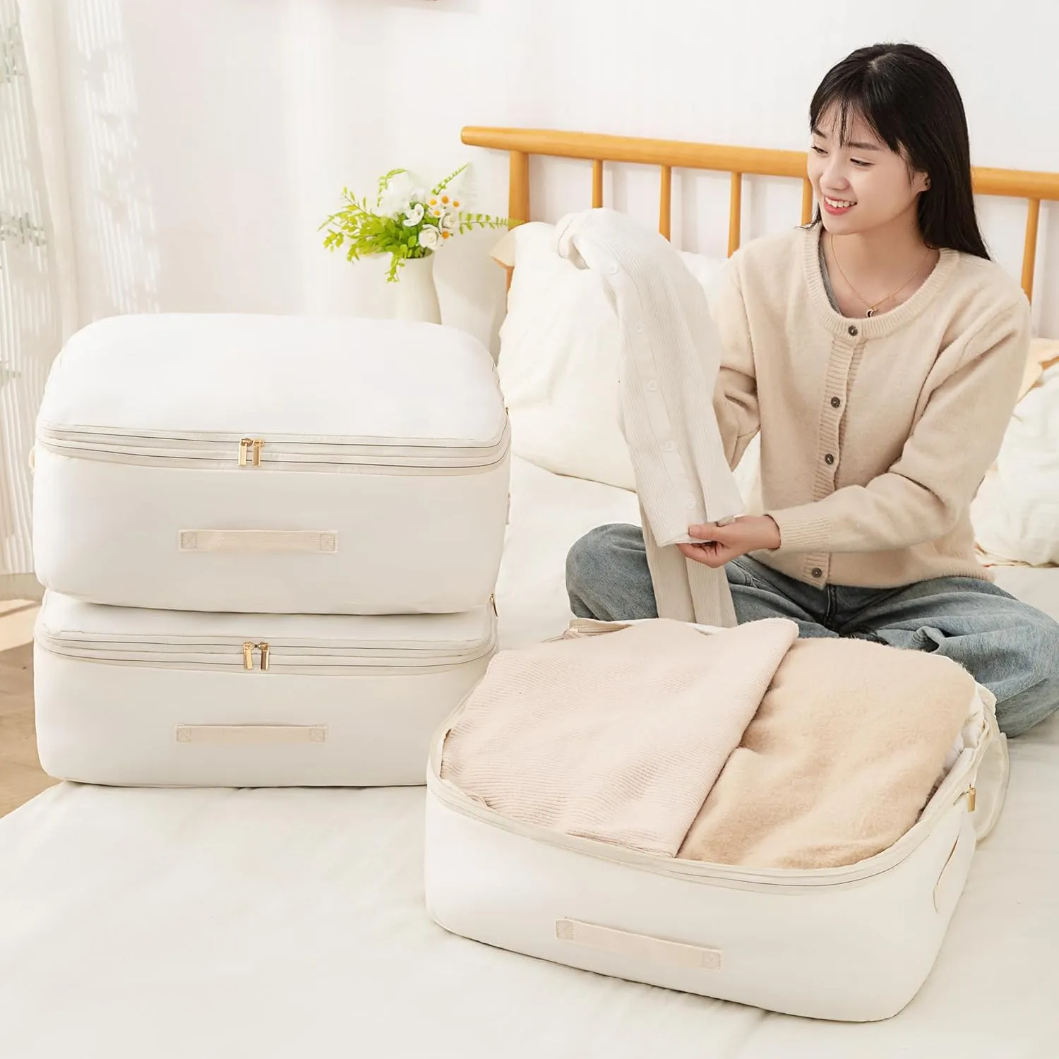 Ultra Space Saving Self Compression Organizer, Comforter Storage Bag for Clothes, Blankets, Pillows, Duvet, Comforters, Bedding Sets and Much More (Khaki,X-L - 54 * 42 * 60cm)