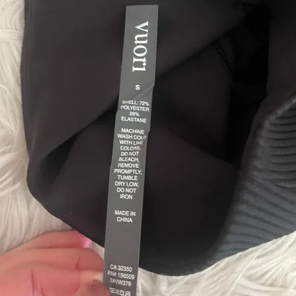 {Vuori} Rib Studio Shorts in Black - Womens Small - NWT