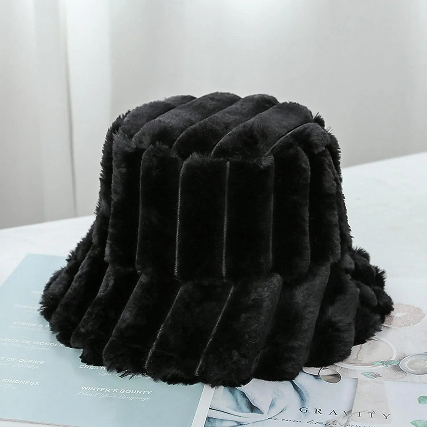 Women Furry Bucket Hat Faux Fur Warm Winter Hat Soft Fuzzy Cloche Hats Windproof Outdoor Casual Hats Plush Fisherman Cap Black
