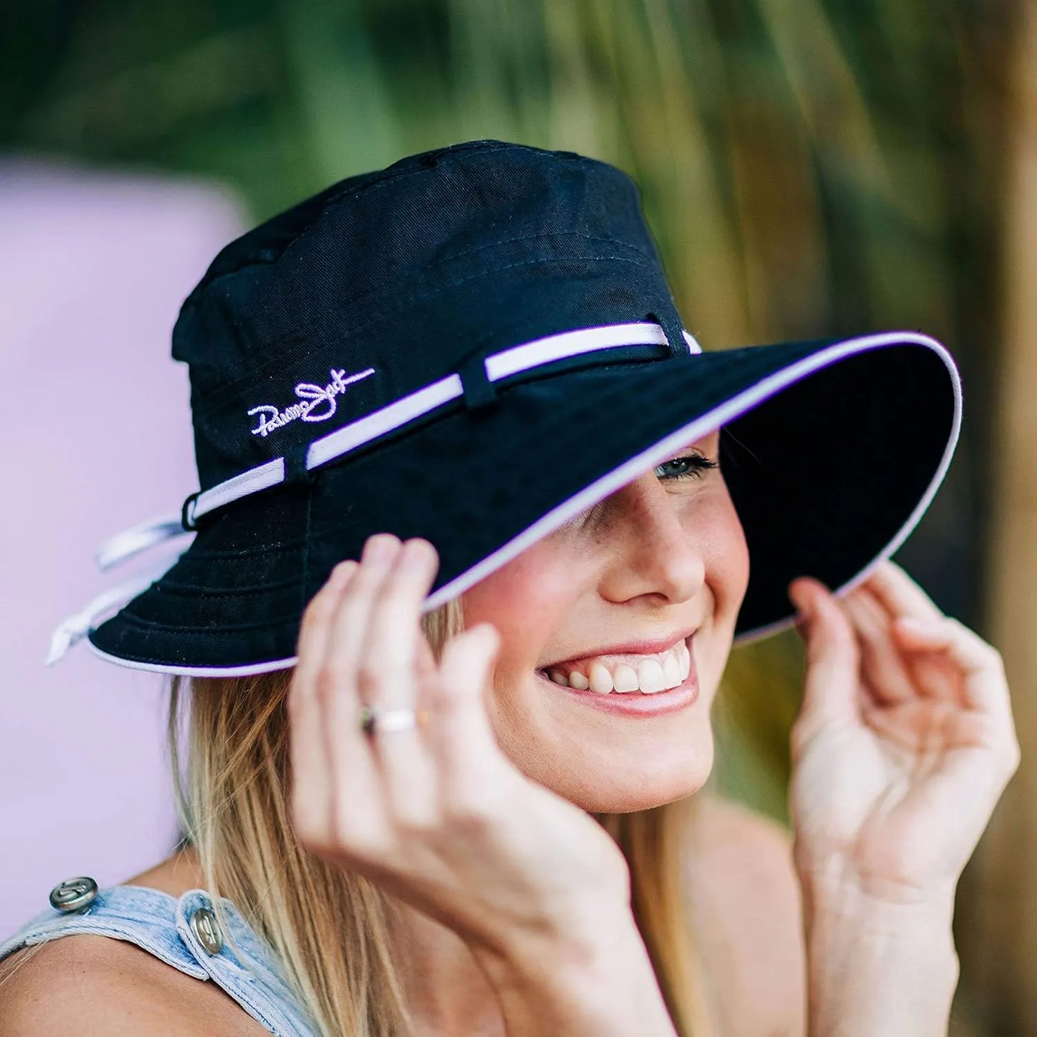 Women's Contrast Cotton Bucket Sun Hat with Sizing Tie, 3" Brim